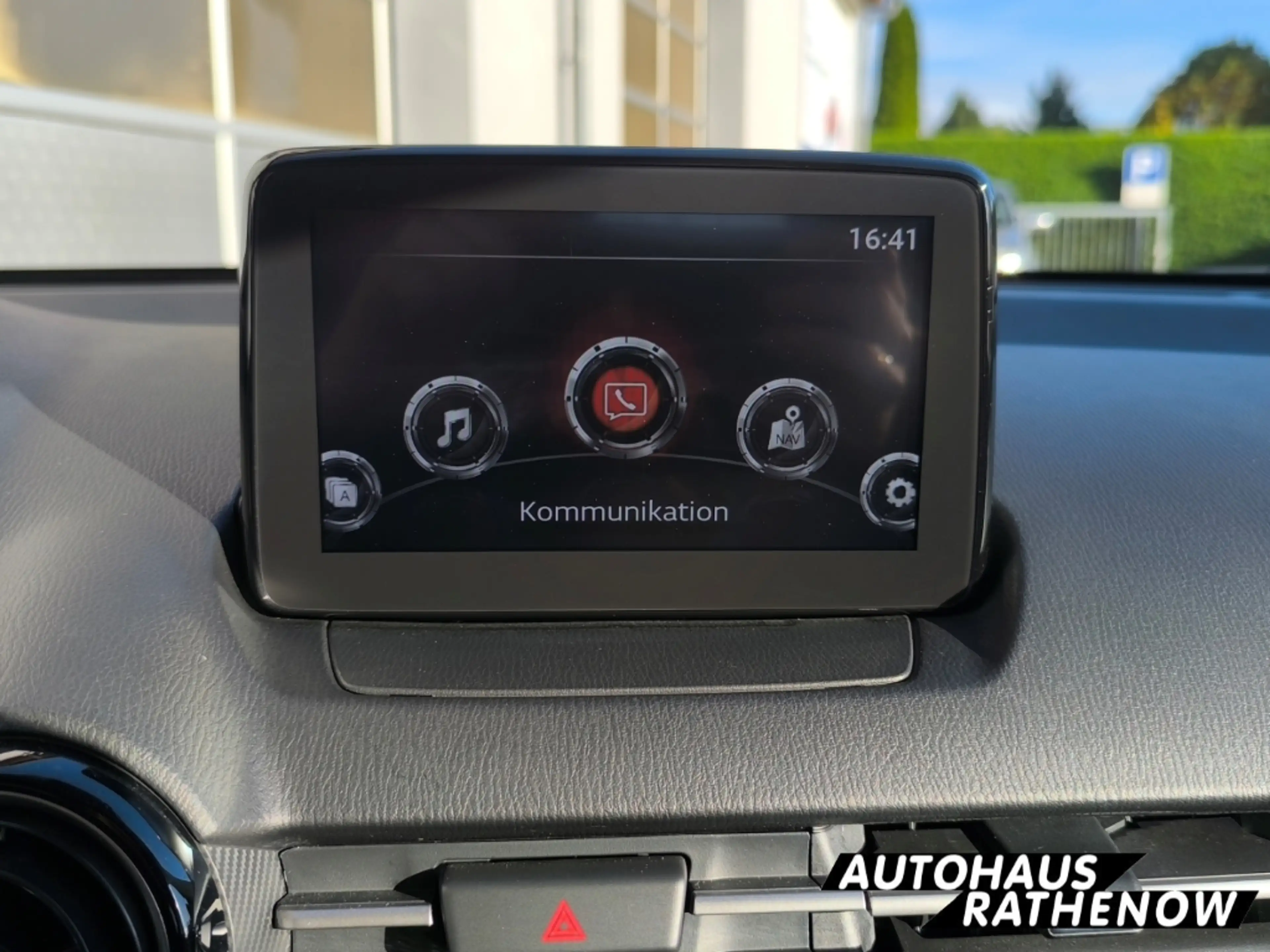 Mazda 2 Exclusive-Line Skyactiv-G Allwetter Klimaautomatik — photo 15