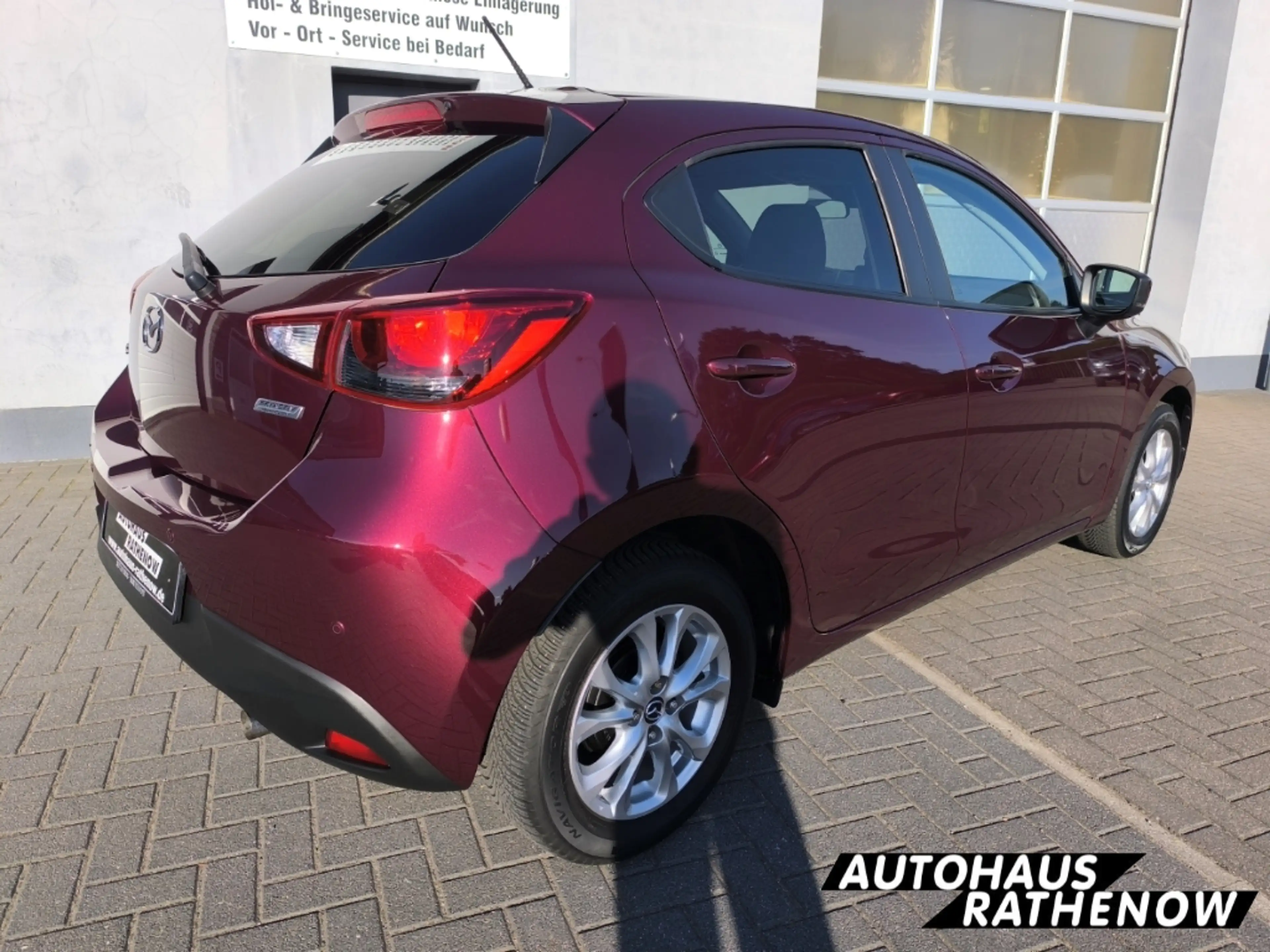 Mazda 2 Exclusive-Line Skyactiv-G Allwetter Klimaautomatik — photo 6