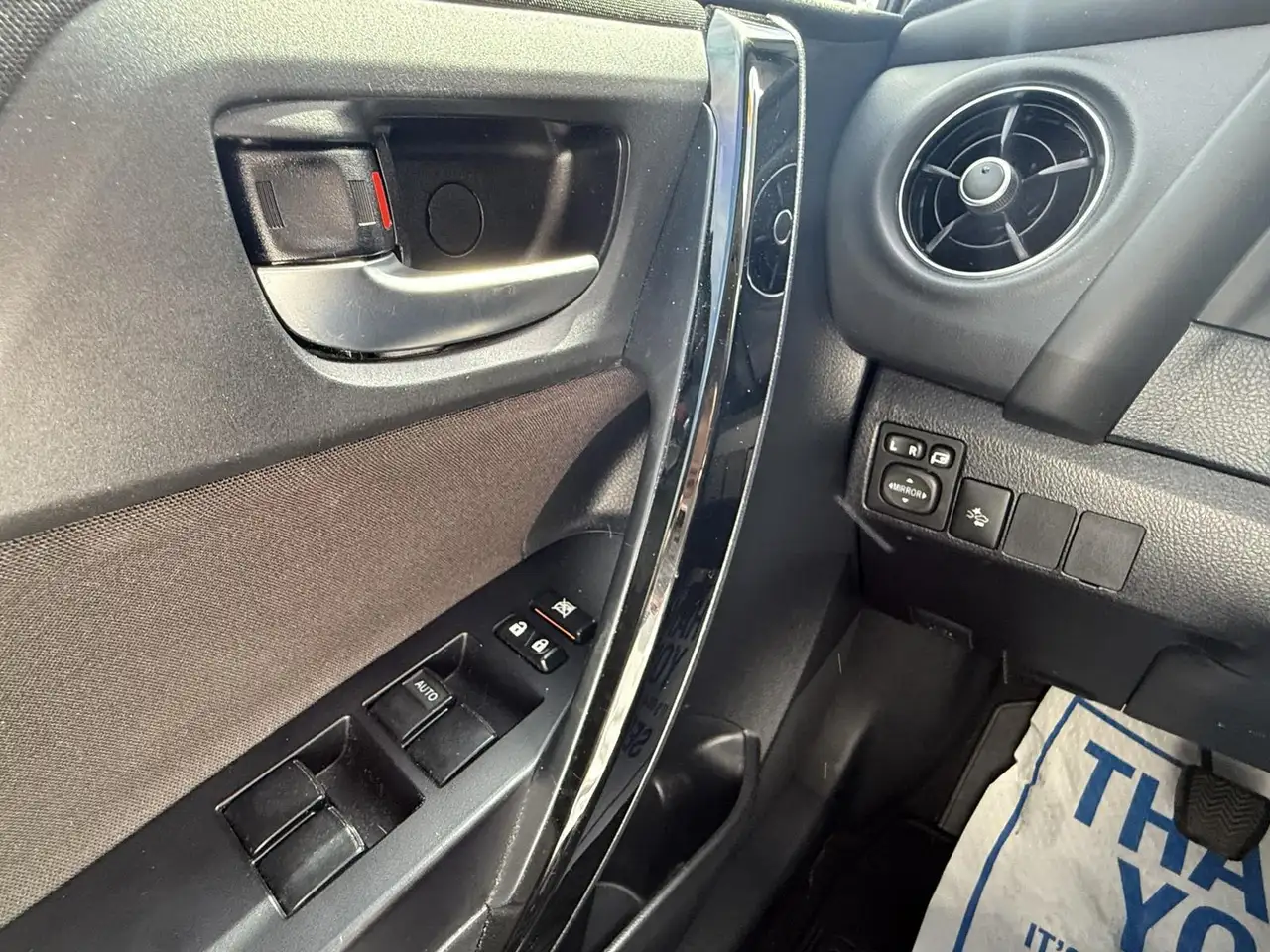 Toyota Corolla снимка Toyota Corolla