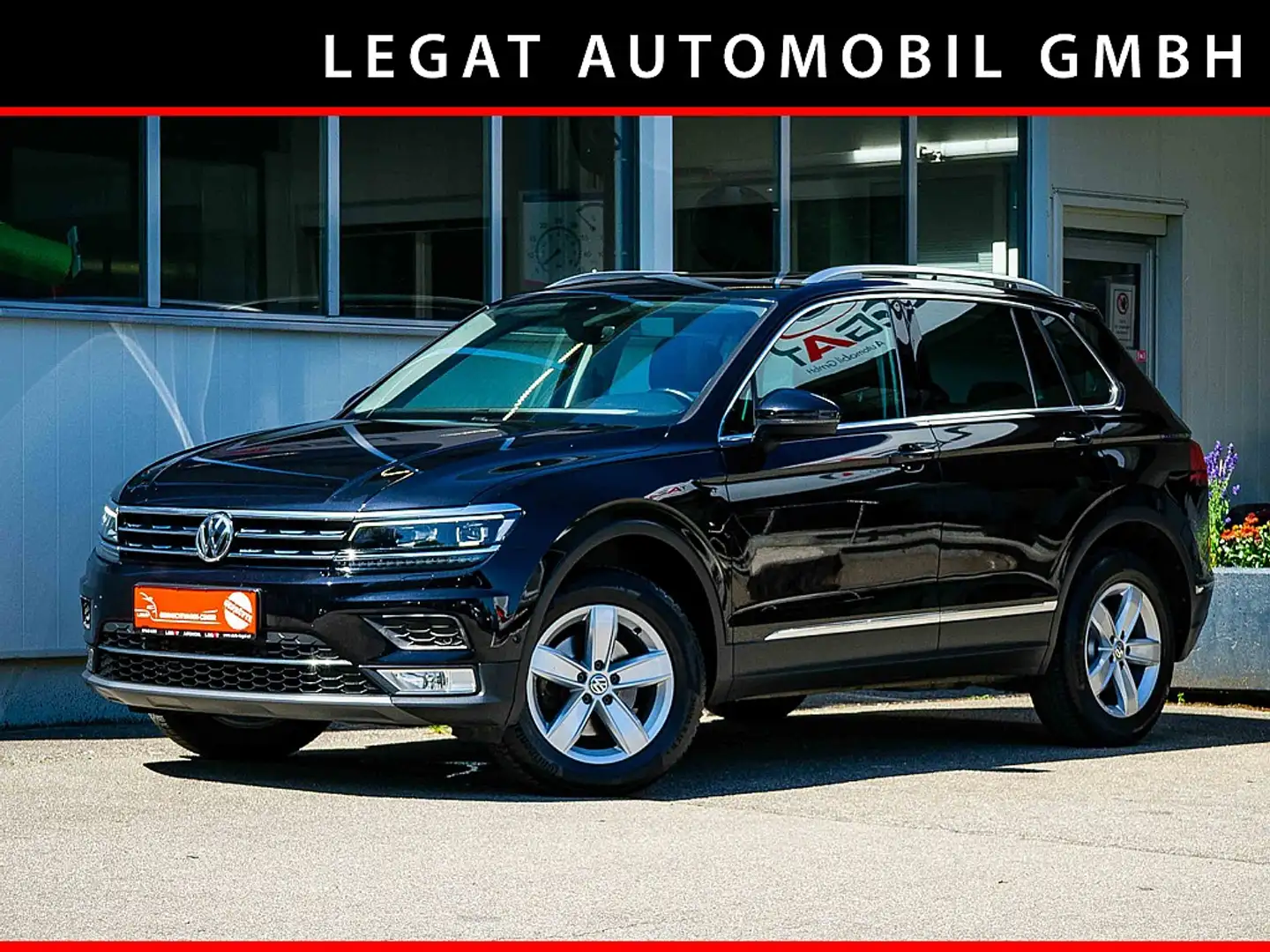 Volkswagen Tiguan 2,0 TDI SCR 4Motion Highline DSG *KAMERA*AHV*LE... Noir - 1
