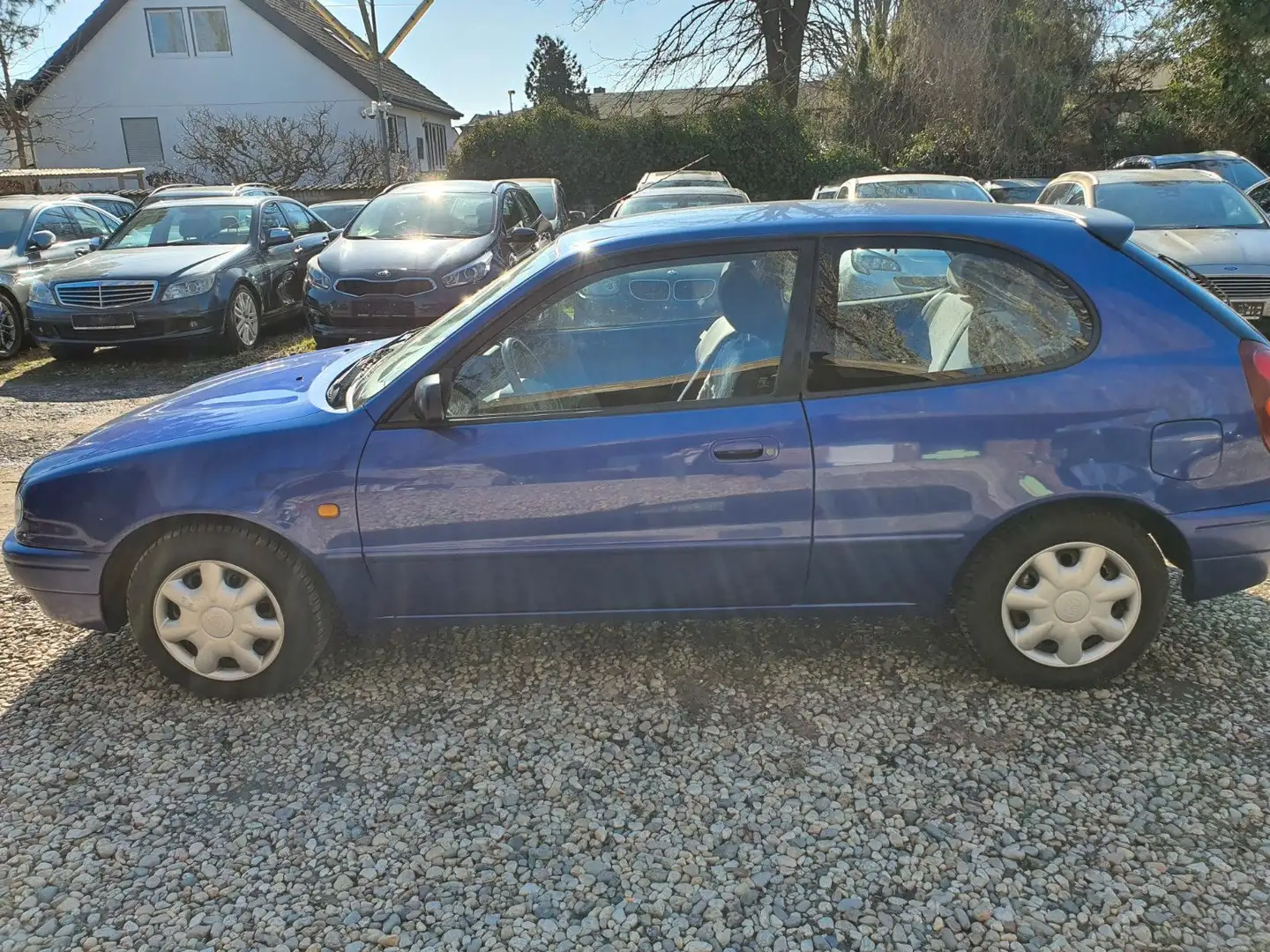Toyota Corolla 1:4 Blauw - 2