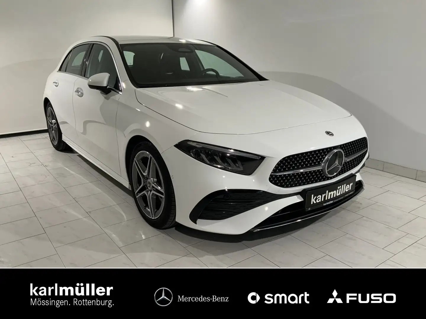 Mercedes-Benz A 180 A 180 AMG-L Apple+WinterP+KeylessGo+Ambiente+LED Weiß - 1