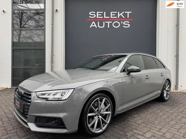 Audi A4 Avant 2.0 TFSI MHEV Quattro Sport S line Black Edi