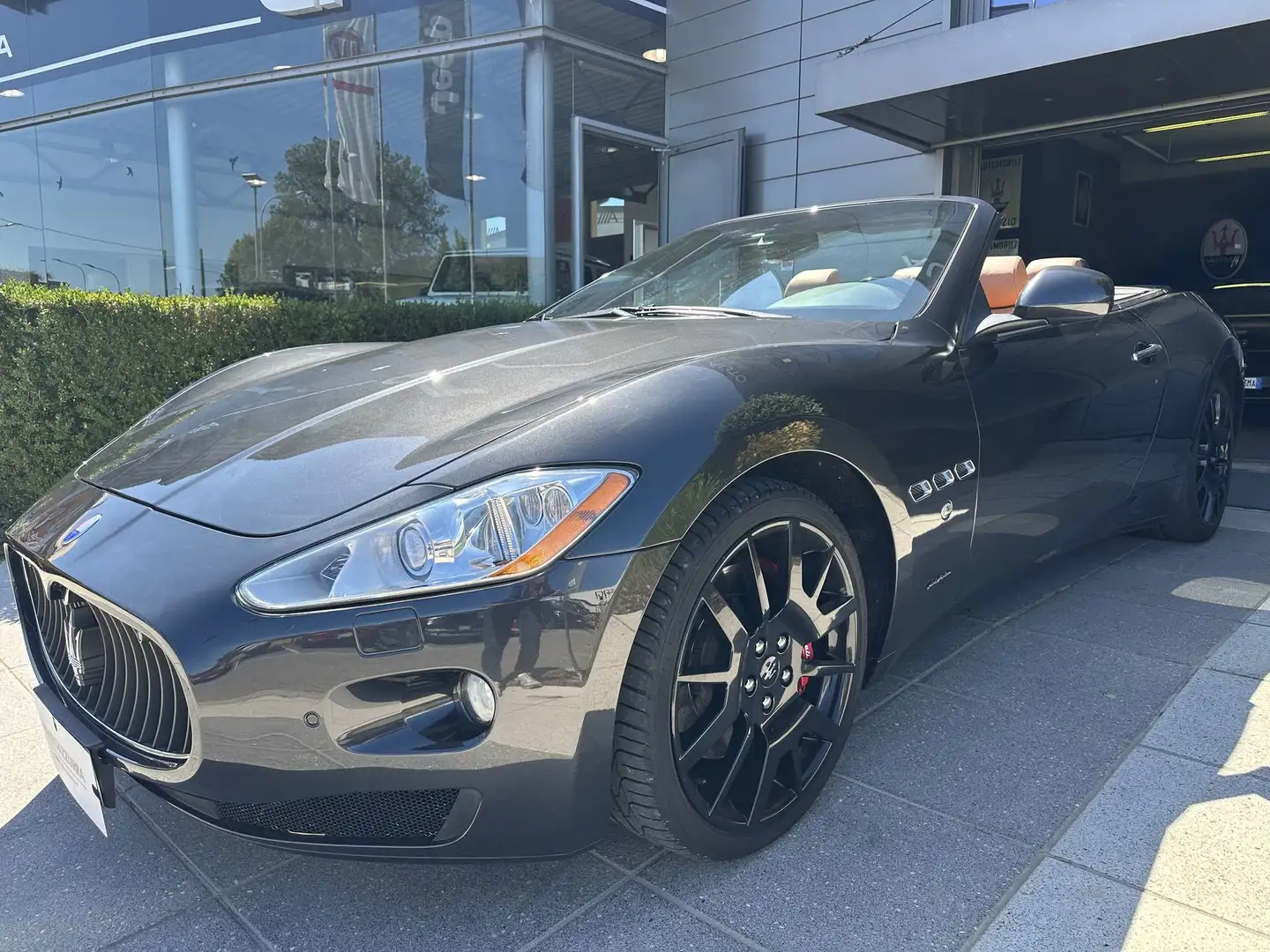 Maserati GranCabrio 4.7 V8 *C20, BOSE, TAGLIANDATA MASERATI* Gris - 1