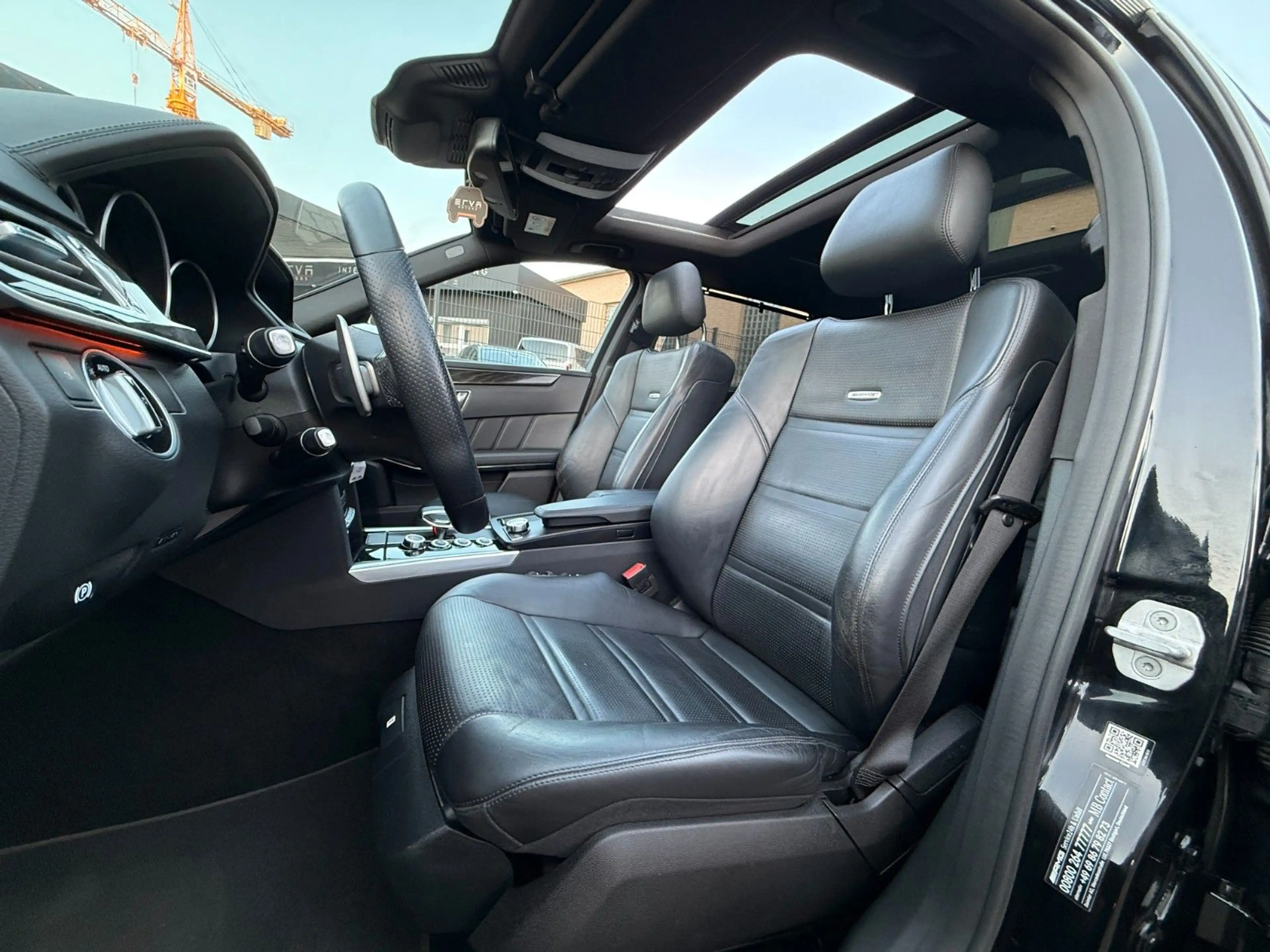 Mercedes-Benz E 63 AMG E 4Matic | harman kardon | Panorama — photo 11