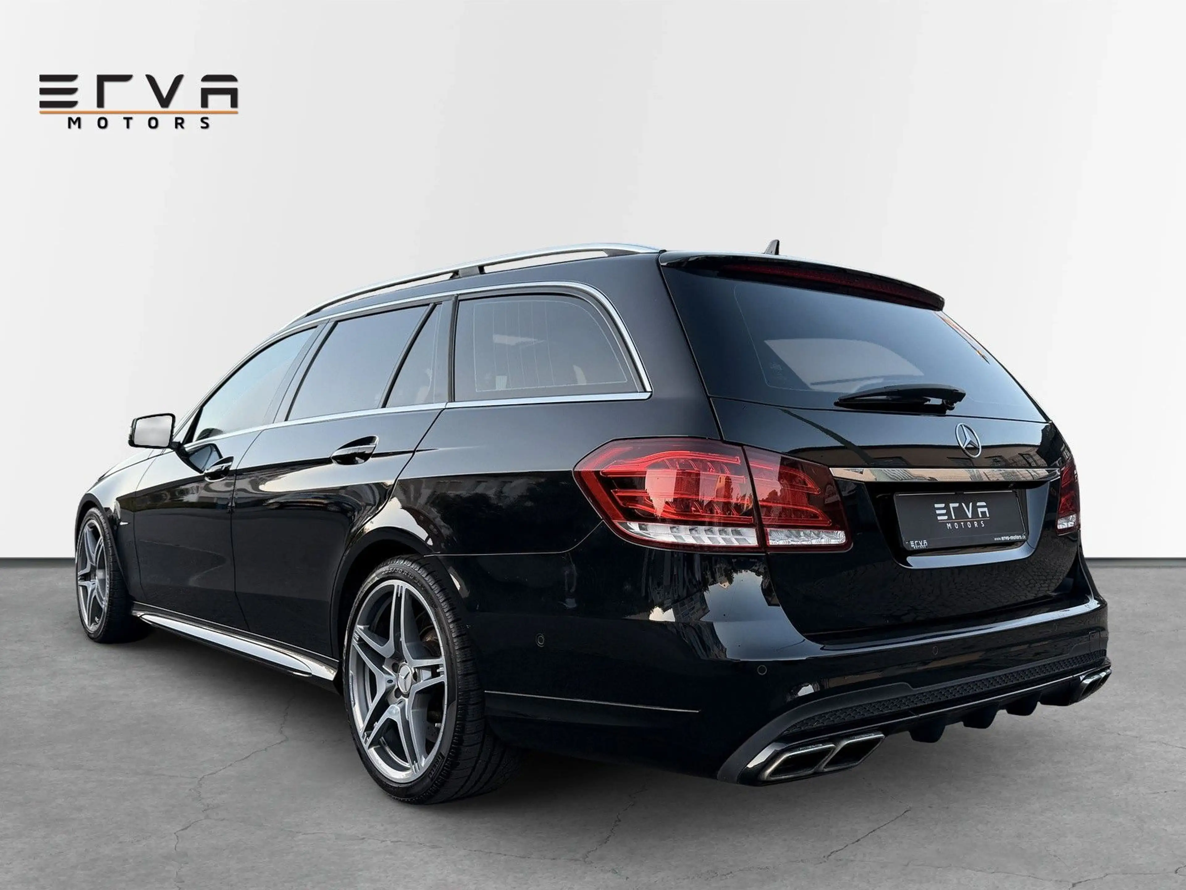 Mercedes-Benz E 63 AMG E 4Matic | harman kardon | Panorama — photo 3