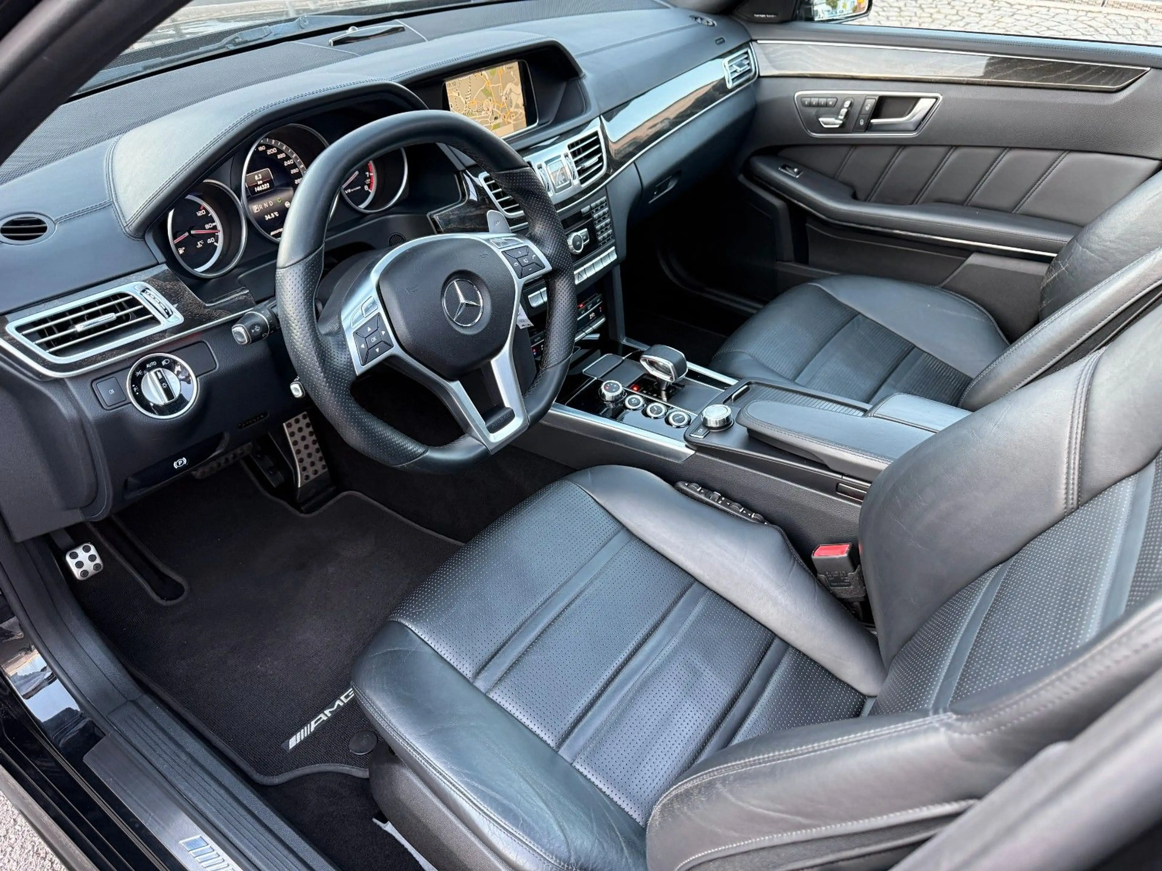 Mercedes-Benz E 63 AMG E 4Matic | harman kardon | Panorama — photo 10