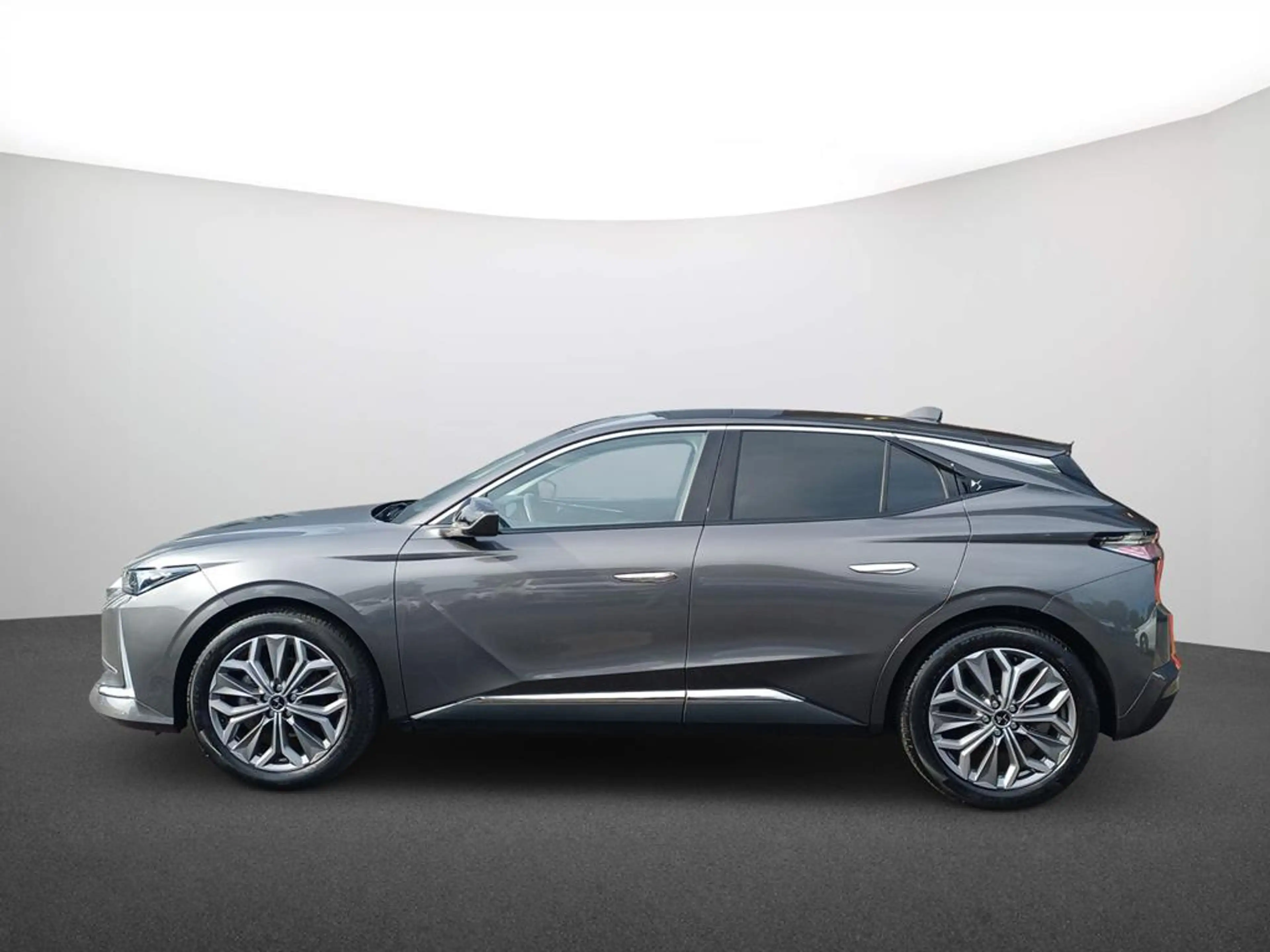 DS Automobiles DS 4 Trocadero — photo 5