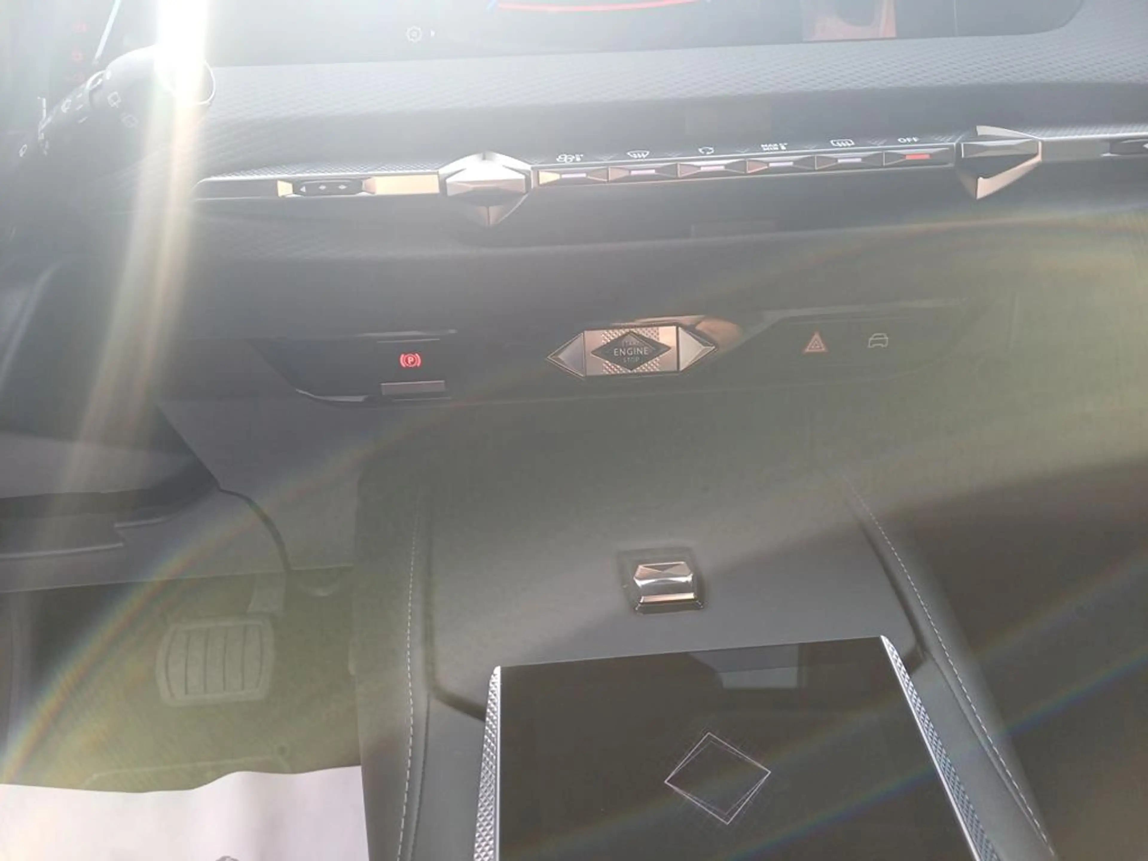DS Automobiles DS 4 Trocadero — photo 13
