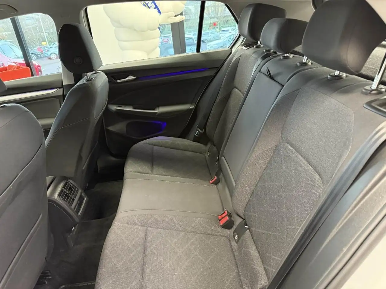 Volkswagen Golf Standard Model — photo 18