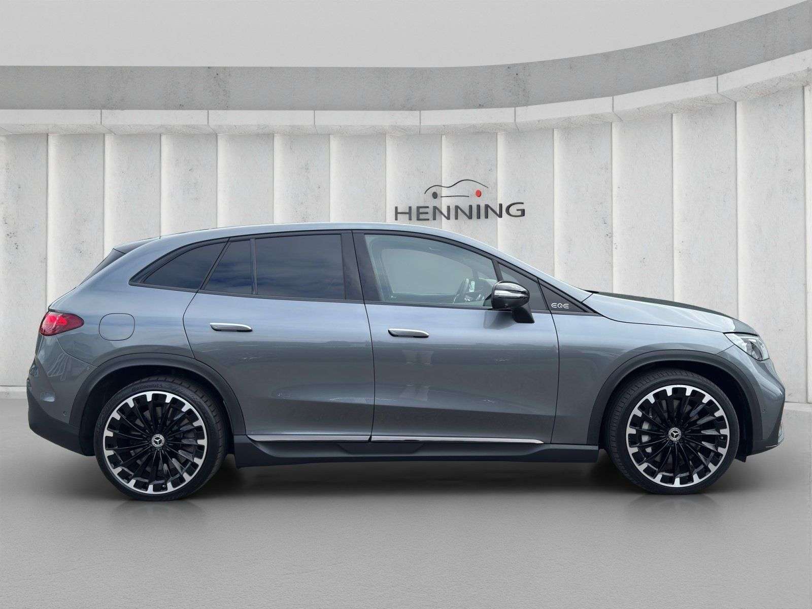 Mercedes-Benz EQE