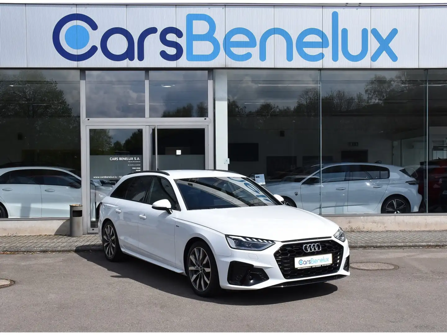 Audi A4 Avant 35 TDI S-Line S-Tronic GPS LANE SIDE CAM 1°M Blanc - 1