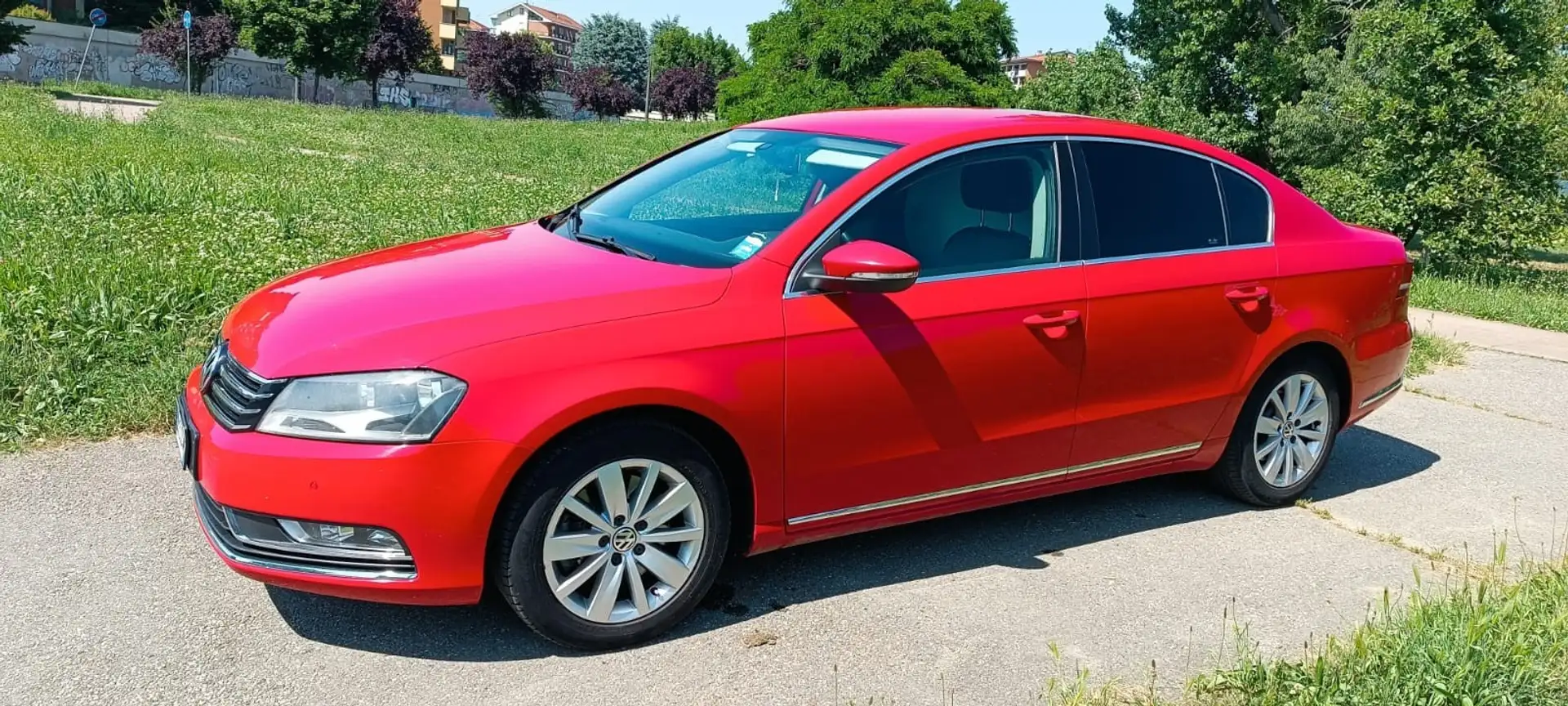 Volkswagen Passat 1.6 tdi Comfortline - 1