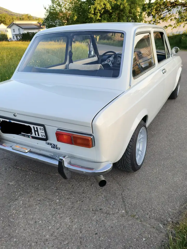 Fiat 128 Zweitürer – Top-Zustand Wertgutachten, foto 4