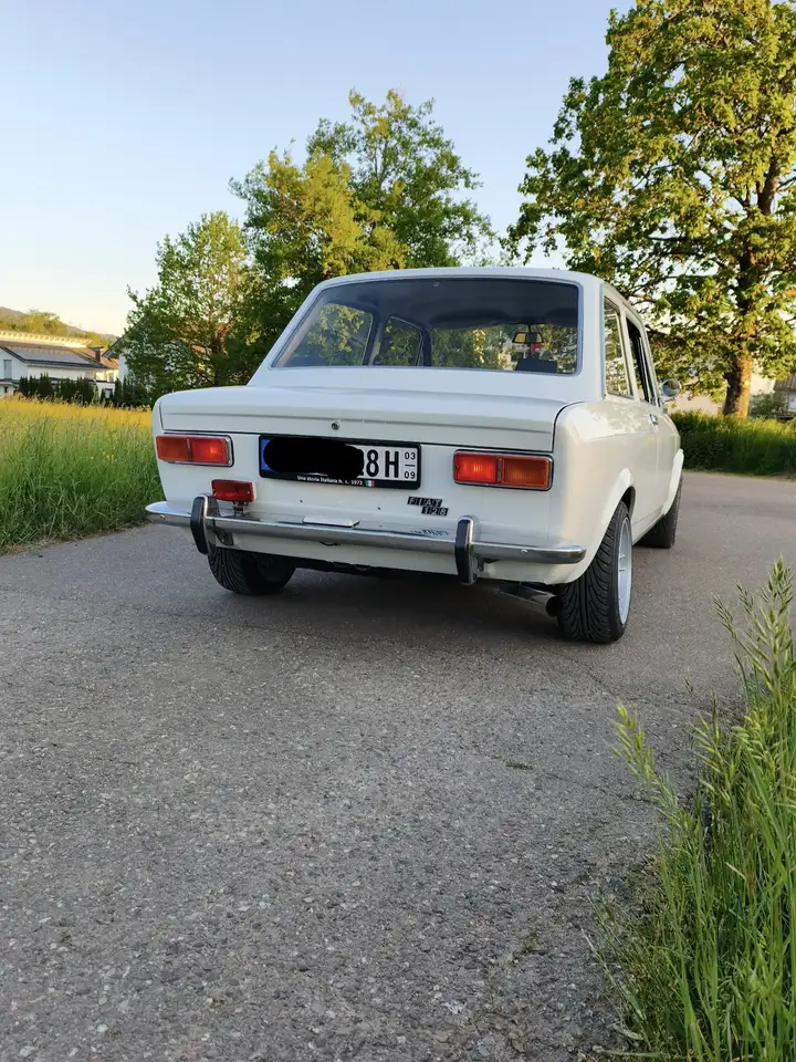 Fiat 128 Zweitürer – Top-Zustand Wertgutachten, foto 3