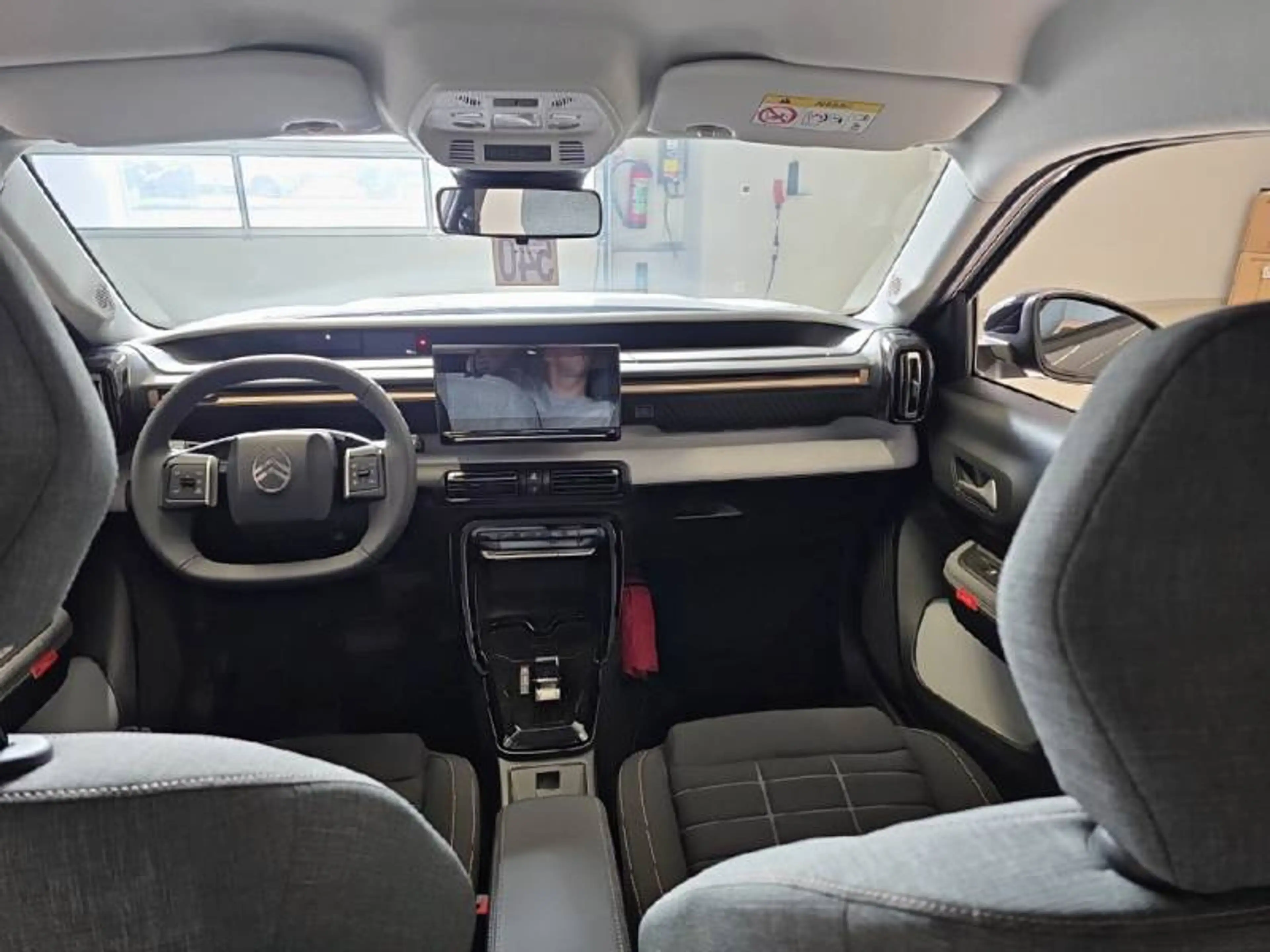 Citroen C3 Aircross 2 BEV 113ch (83 kW) Auto PLUS — photo 8