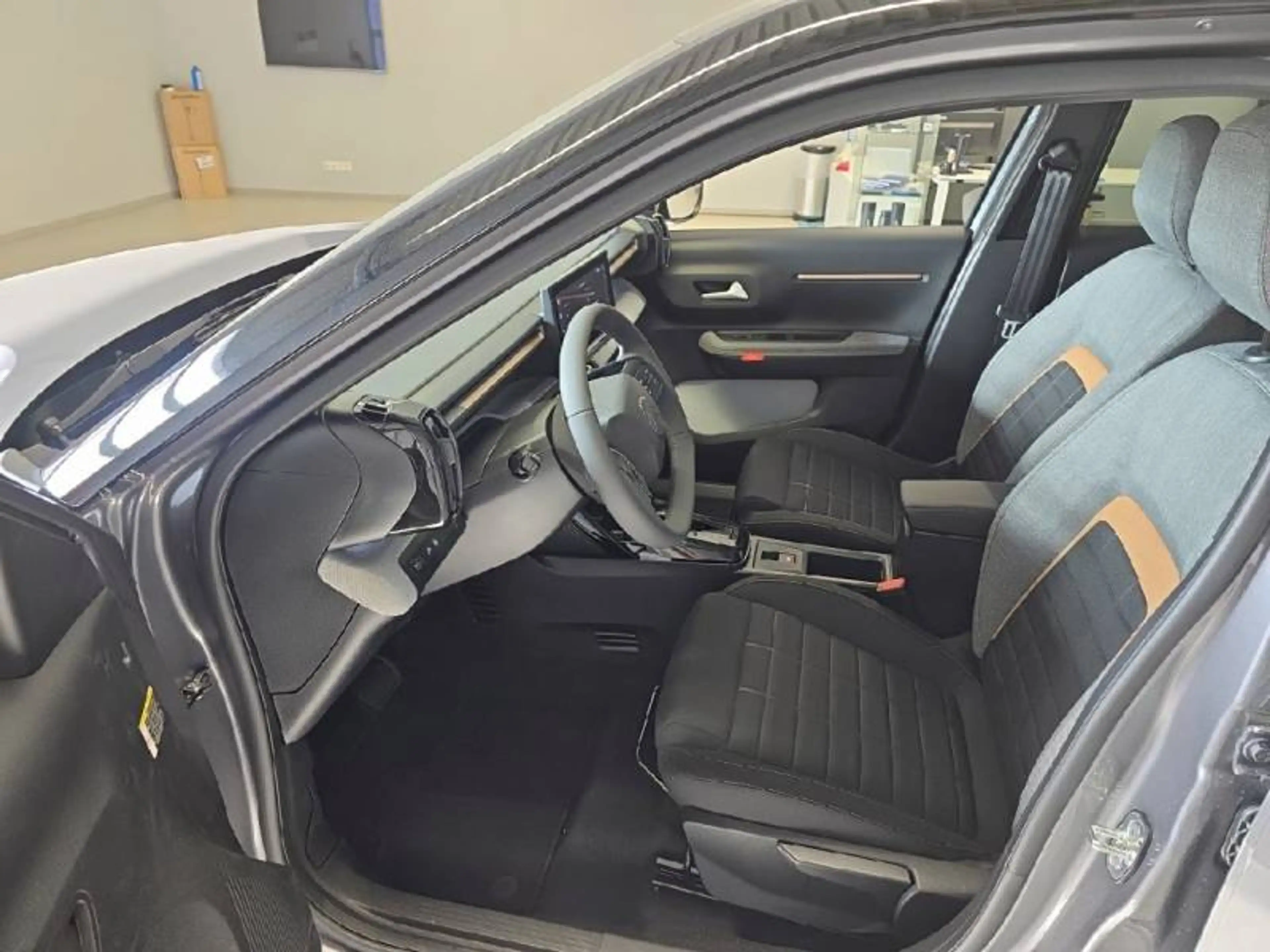 Citroen C3 Aircross 2 BEV 113ch (83 kW) Auto PLUS — photo 9
