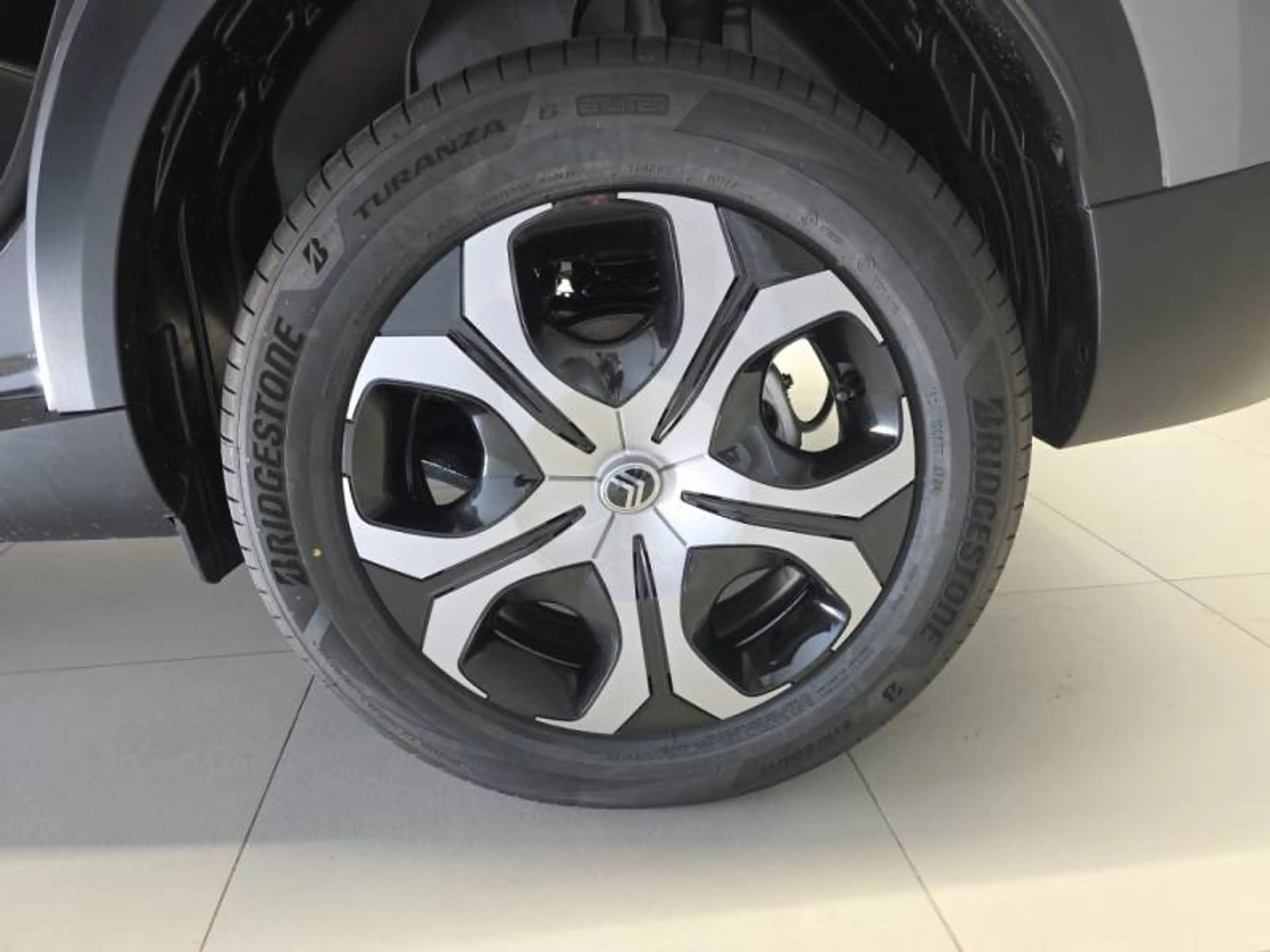 Citroen C3 Aircross 2 BEV 113ch (83 kW) Auto PLUS — photo 11