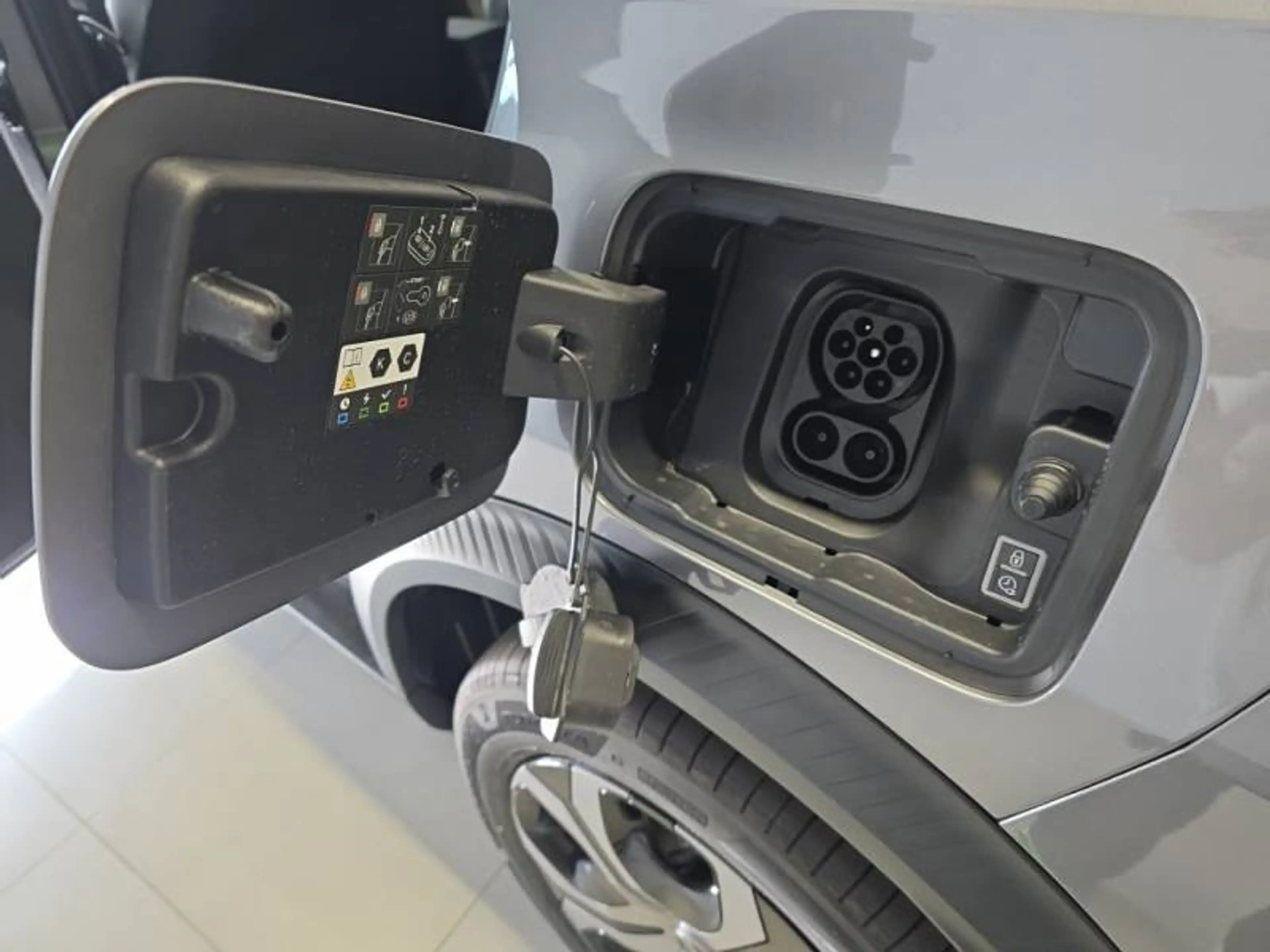 Citroen C3 Aircross 2 BEV 113ch (83 kW) Auto PLUS — photo 12
