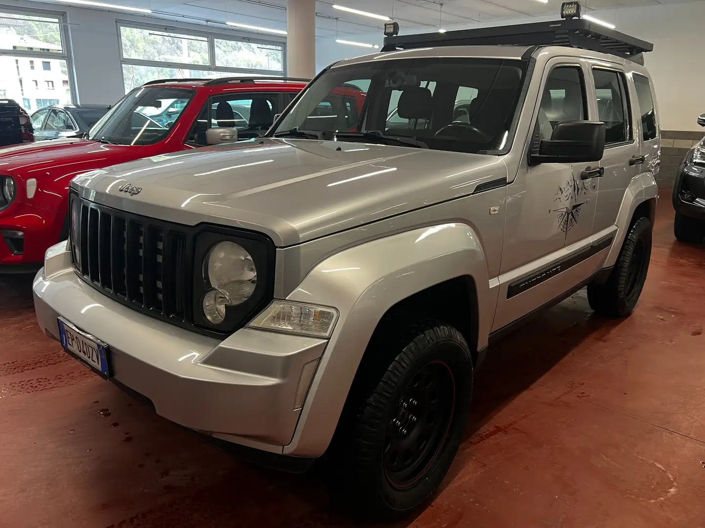 Jeep Cherokee Cherokee 2.8 crd A/T Srebrny - 2