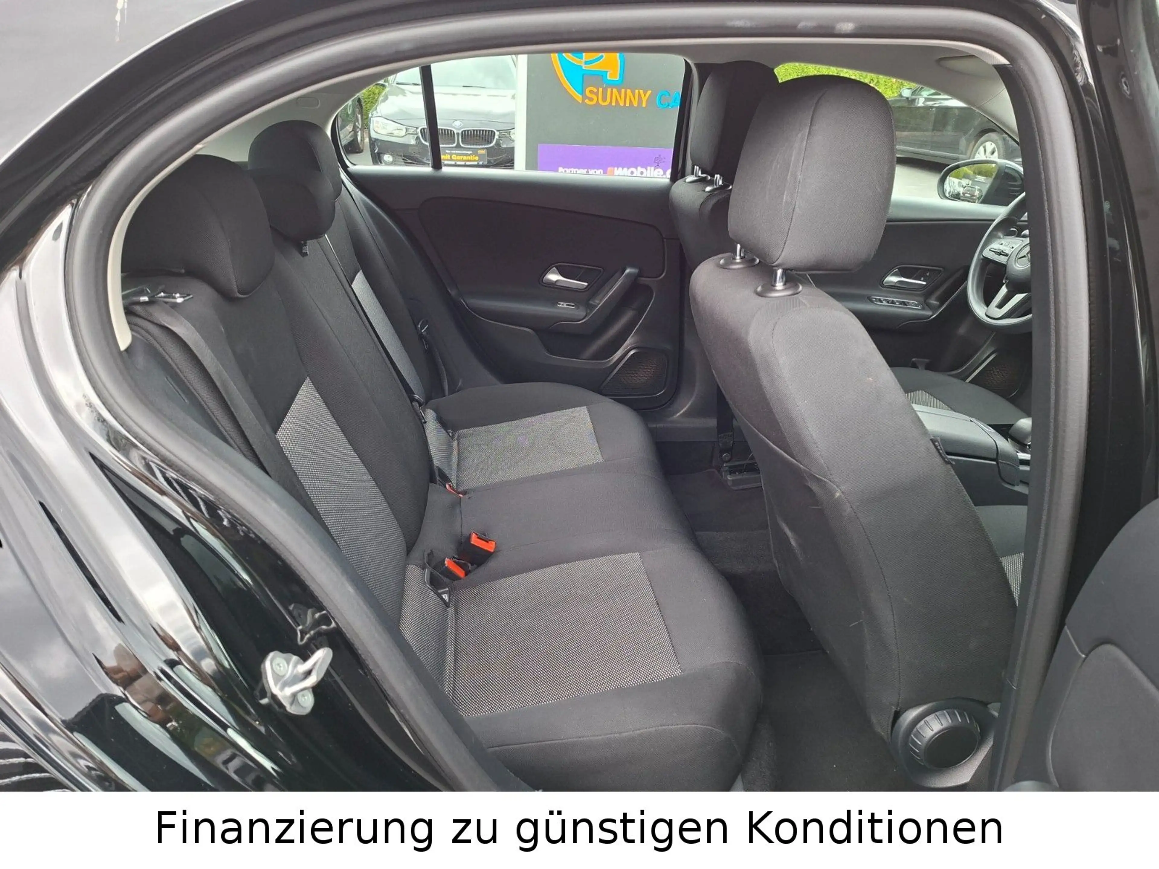 Mercedes-Benz A 200 *AUTOMATIK*NAVI*CARPLAY*MBUX* — photo 14