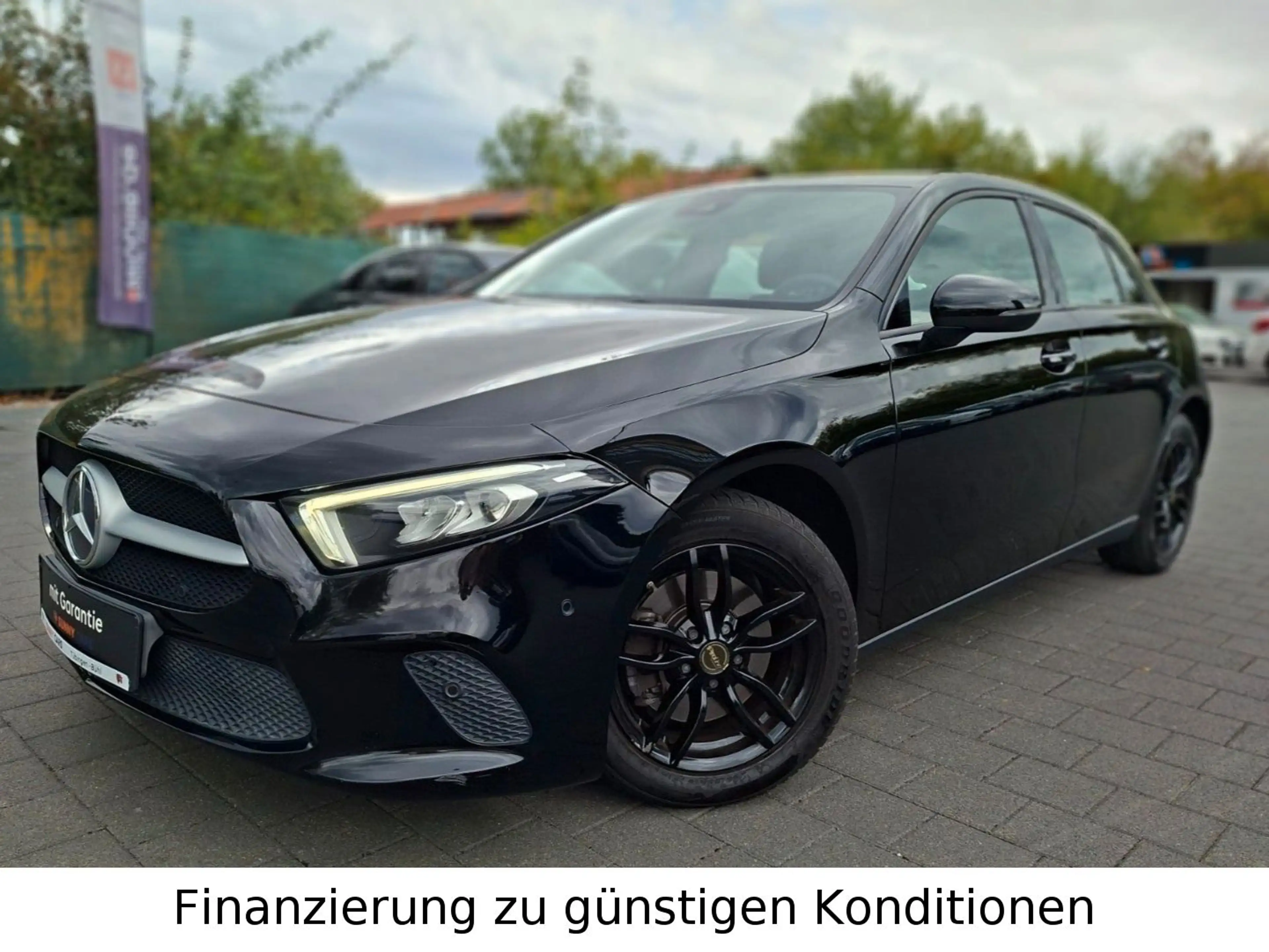 Mercedes-Benz A 200 *AUTOMATIK*NAVI*CARPLAY*MBUX*