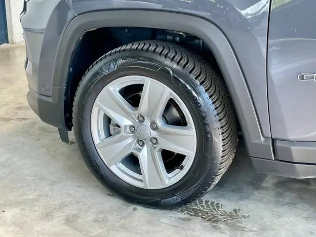 Jeep Compass view 9