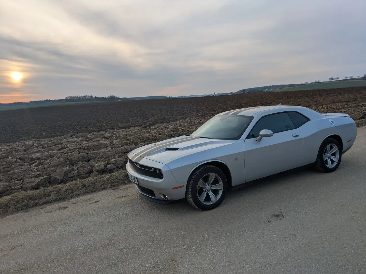 Dodge Challenger Dodge Challenger 3,6l V6 mit NAP Klappenauspuff Silber - 1