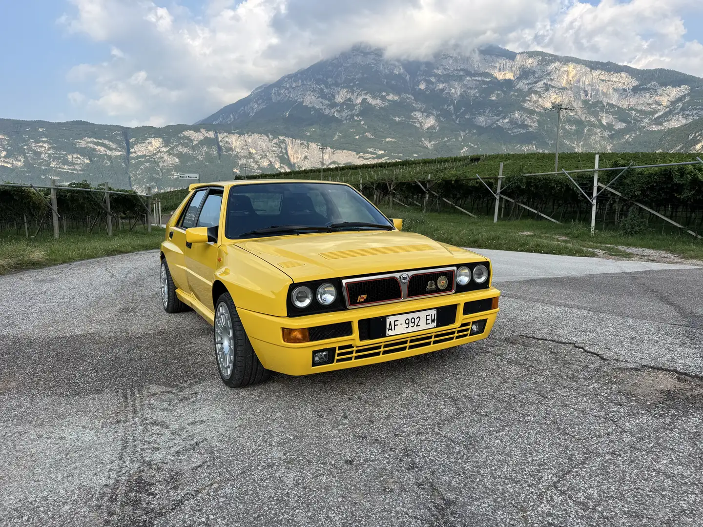 Lancia Delta 2.0 HF Integrale Serie Speciale Giallo ginestra - 2