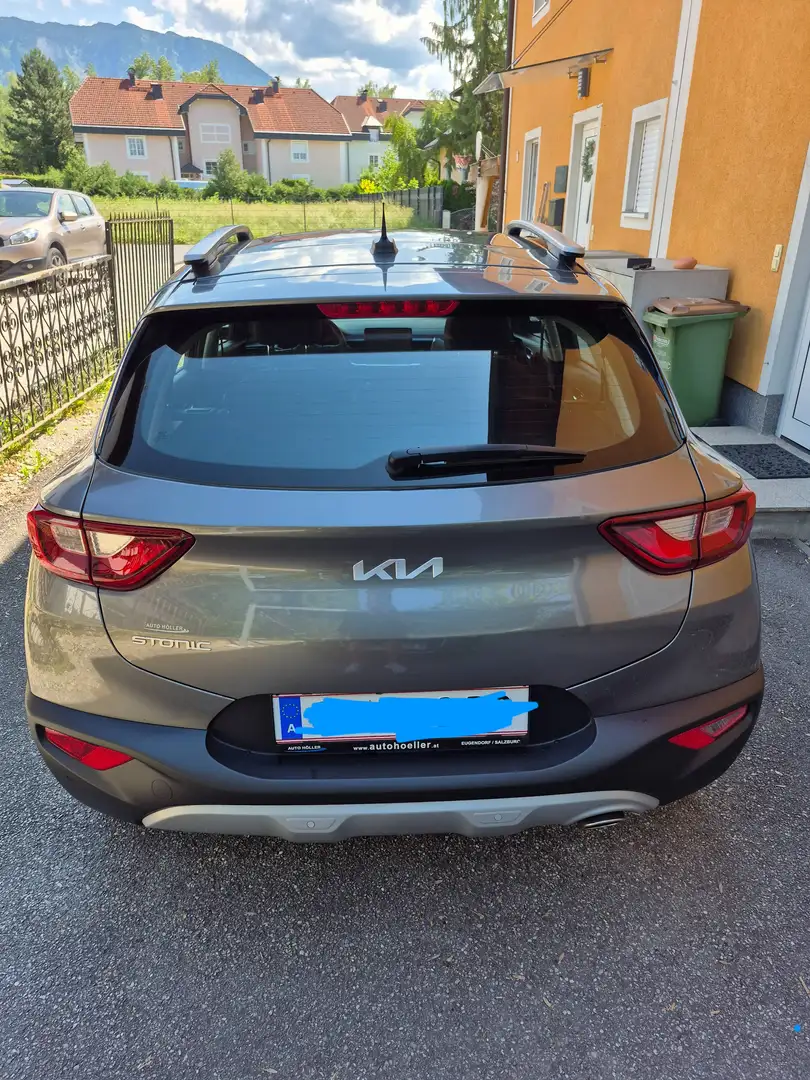 Kia Stonic Silber 1.0 TGDI / MT6 / 100 Grau - 2