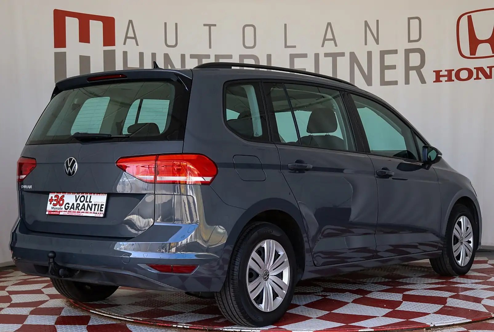 Volkswagen Touran Sky 2,0 TDI NAVI AHV ACC 3ZONEN Gris - 2
