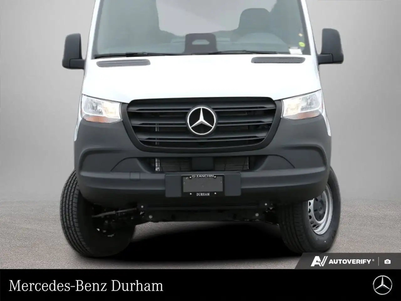 Mercedes-Benz Sprinter снимка Mercedes-Benz Sprinter