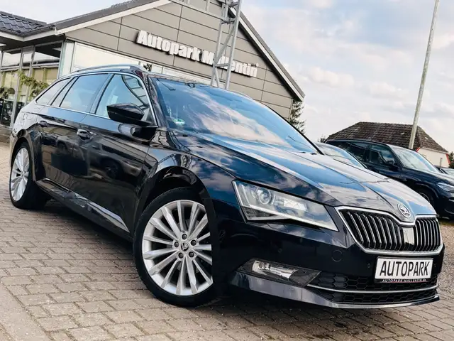 Skoda Superb main image