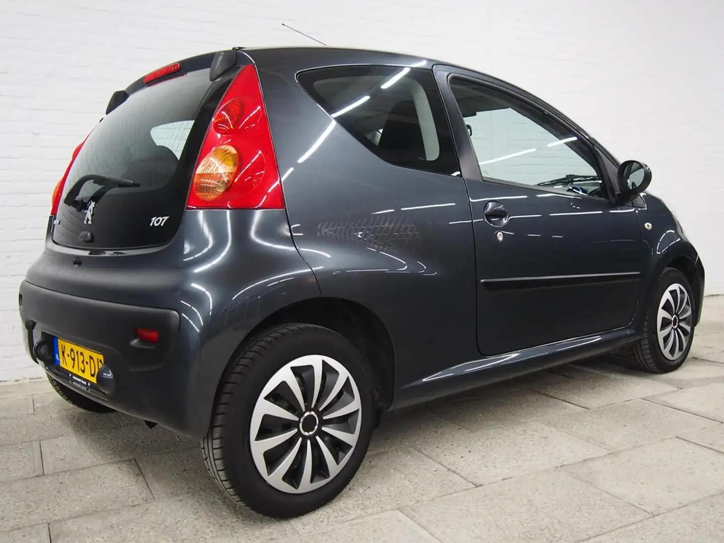 Peugeot 107 1.0 Millesim 200 Airco (APK:Nieuw) Incl.Garantie Gris - 2