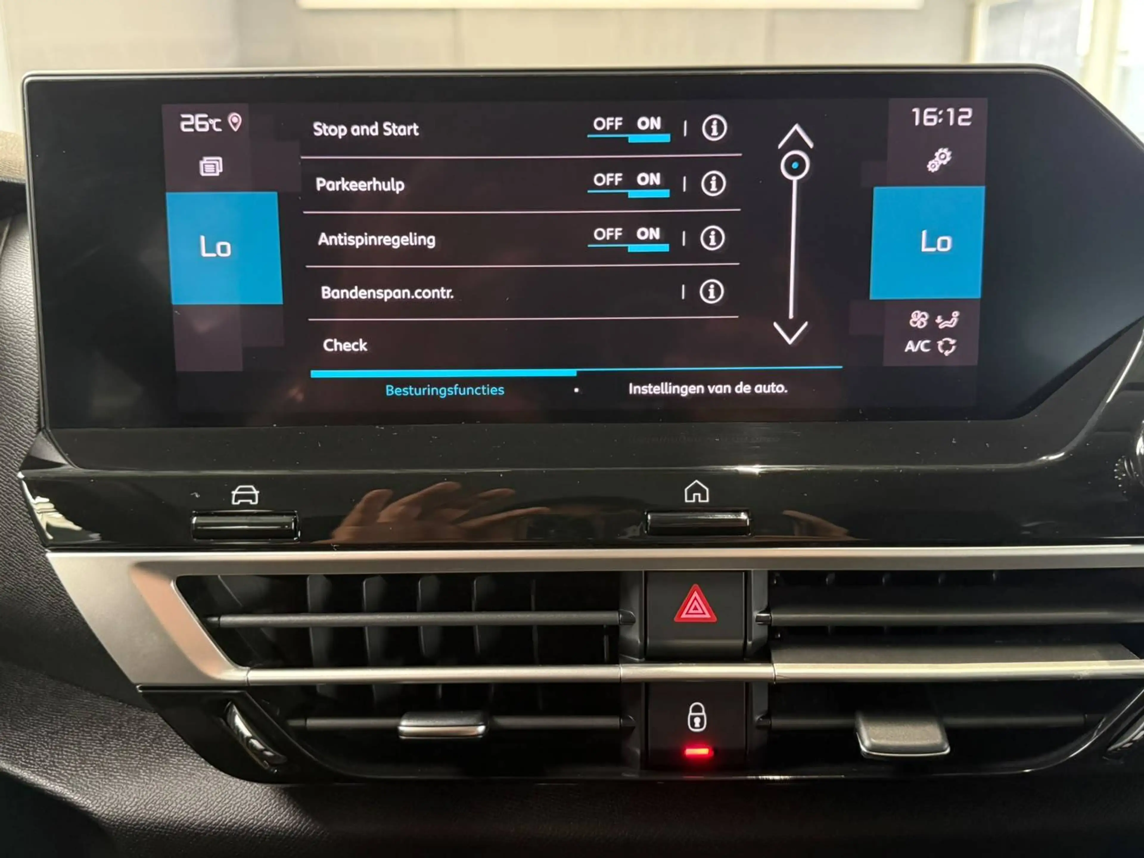 Citroen C4 C4 1.2 Feel S*1 Jaar Garantie — photo 9