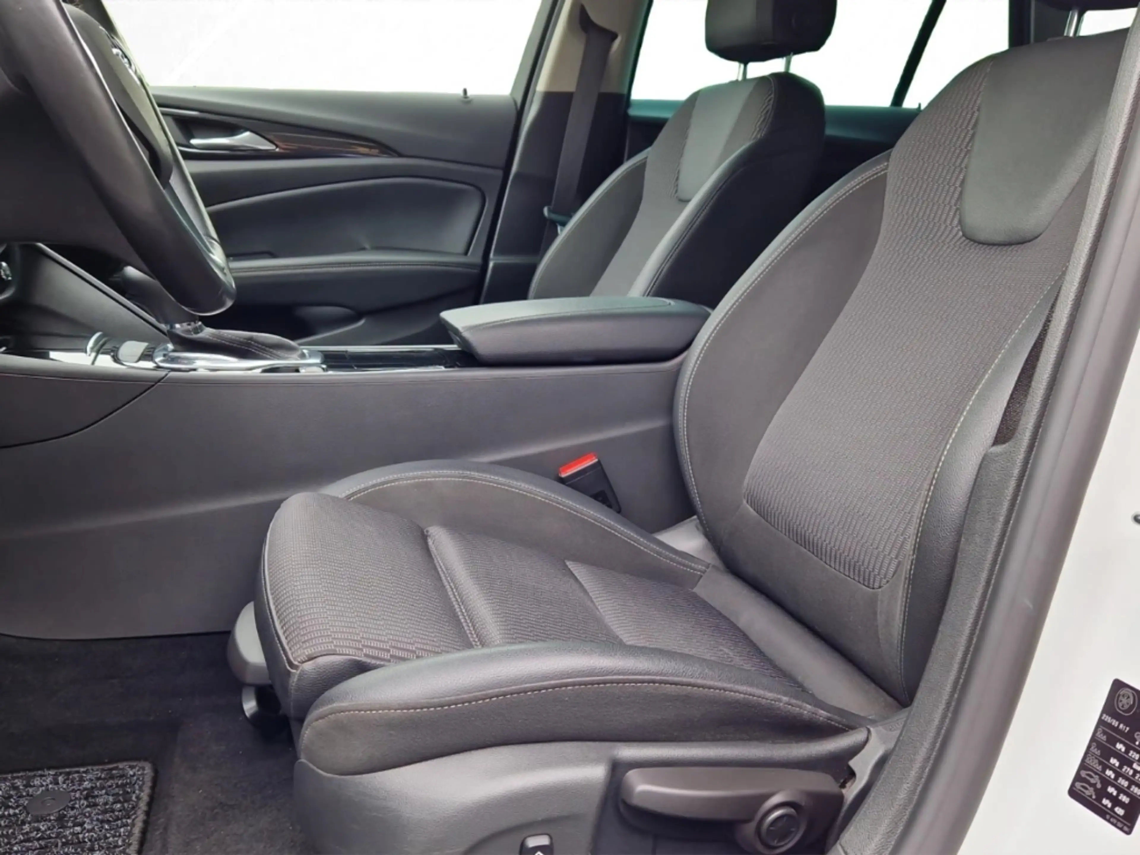 Opel Insignia B ST 2.0D INNOVATION OPC-Line Navi+Matrix+AGR — photo 9