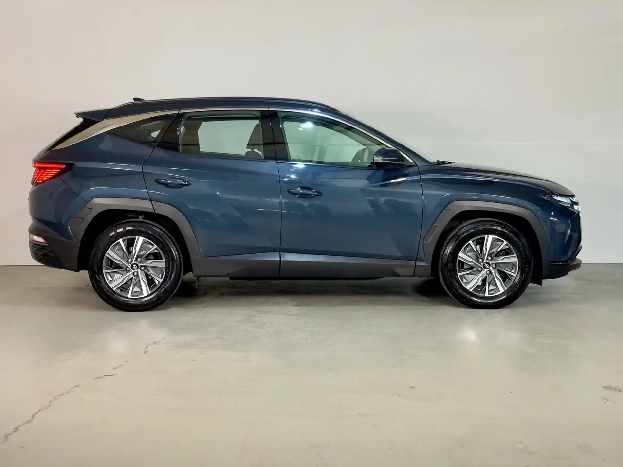 Hyundai TUCSON 1.6 T-GDI Smart *AHK*8-fach*LED, миниатюра 5