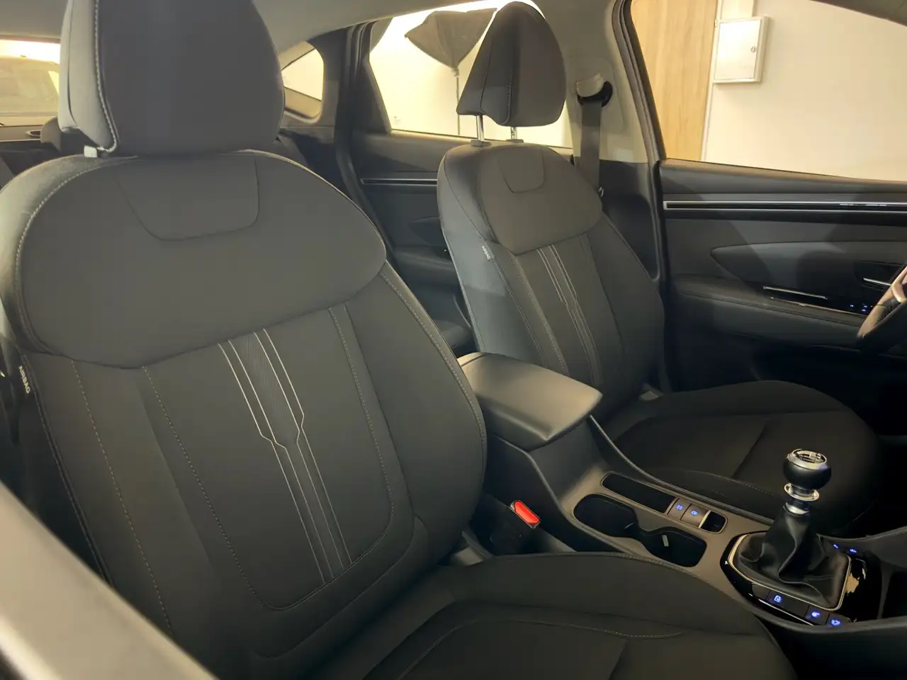 Hyundai TUCSON 1.6 T-GDI Smart *AHK*8-fach*LED, миниатюра 23