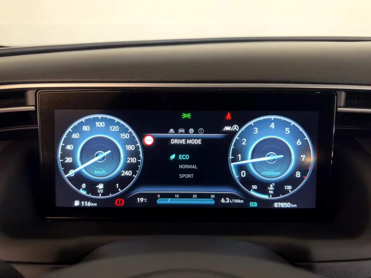 Hyundai TUCSON 1.6 T-GDI Smart *AHK*8-fach*LED, миниатюра 17