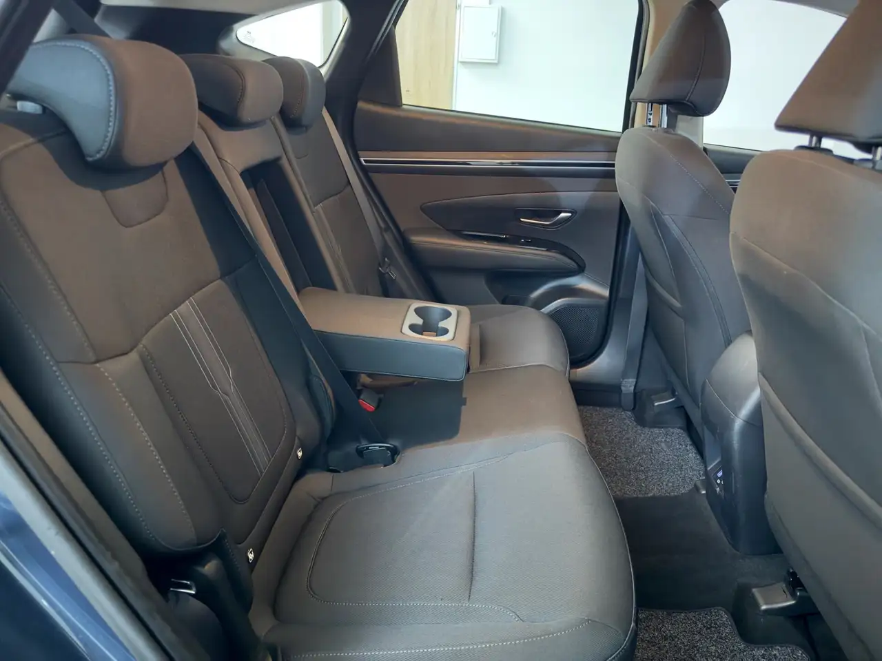 Hyundai TUCSON 1.6 T-GDI Smart *AHK*8-fach*LED, миниатюра 24