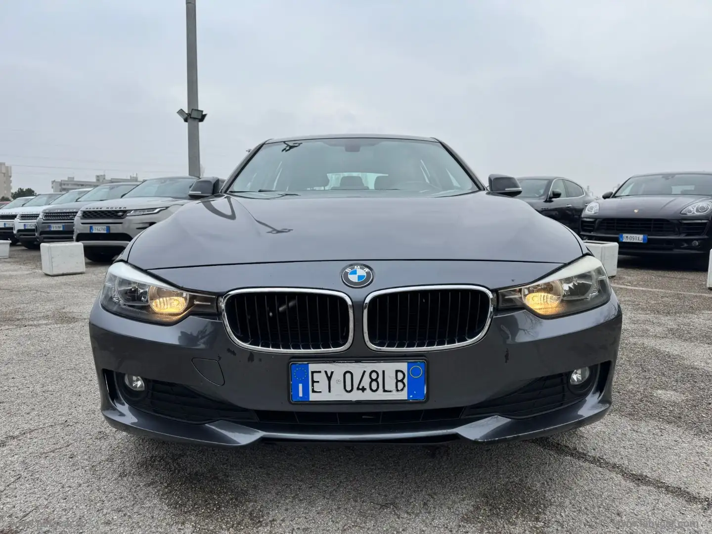 BMW 328 320d Touring Business aut. Gris - 2