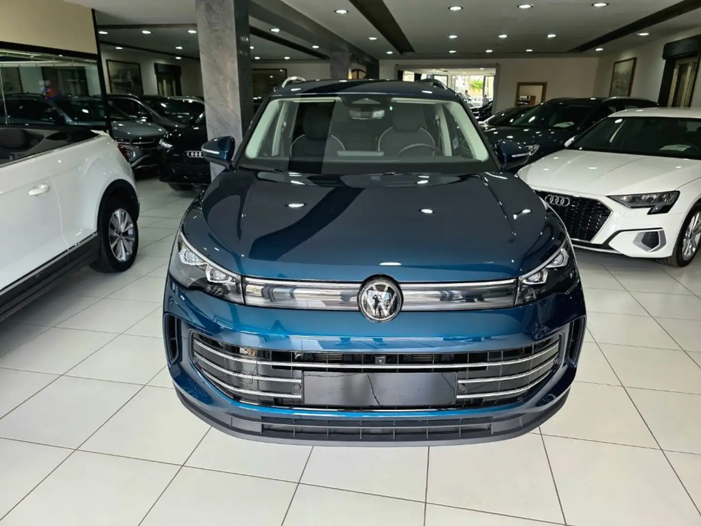 Volkswagen Tiguan NEW 2.0 Elegance TDI 150CV DSG Navi-Virtual Cockpi Blu/Azzurro - 2