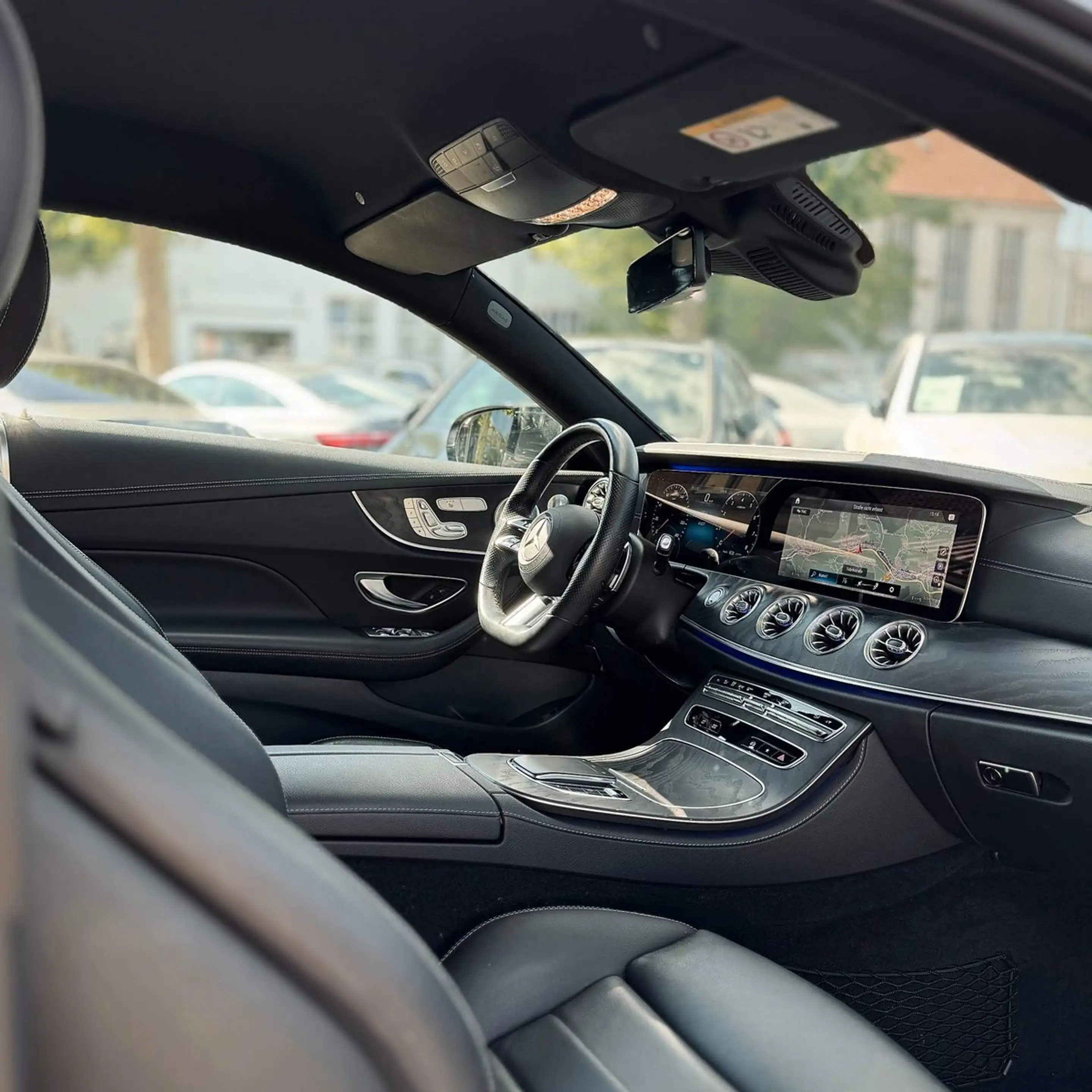 Mercedes-Benz E 450 AMG-LINE/DISTRO+/MEMORY/360°/KEYLESSGO/ICC — photo 13