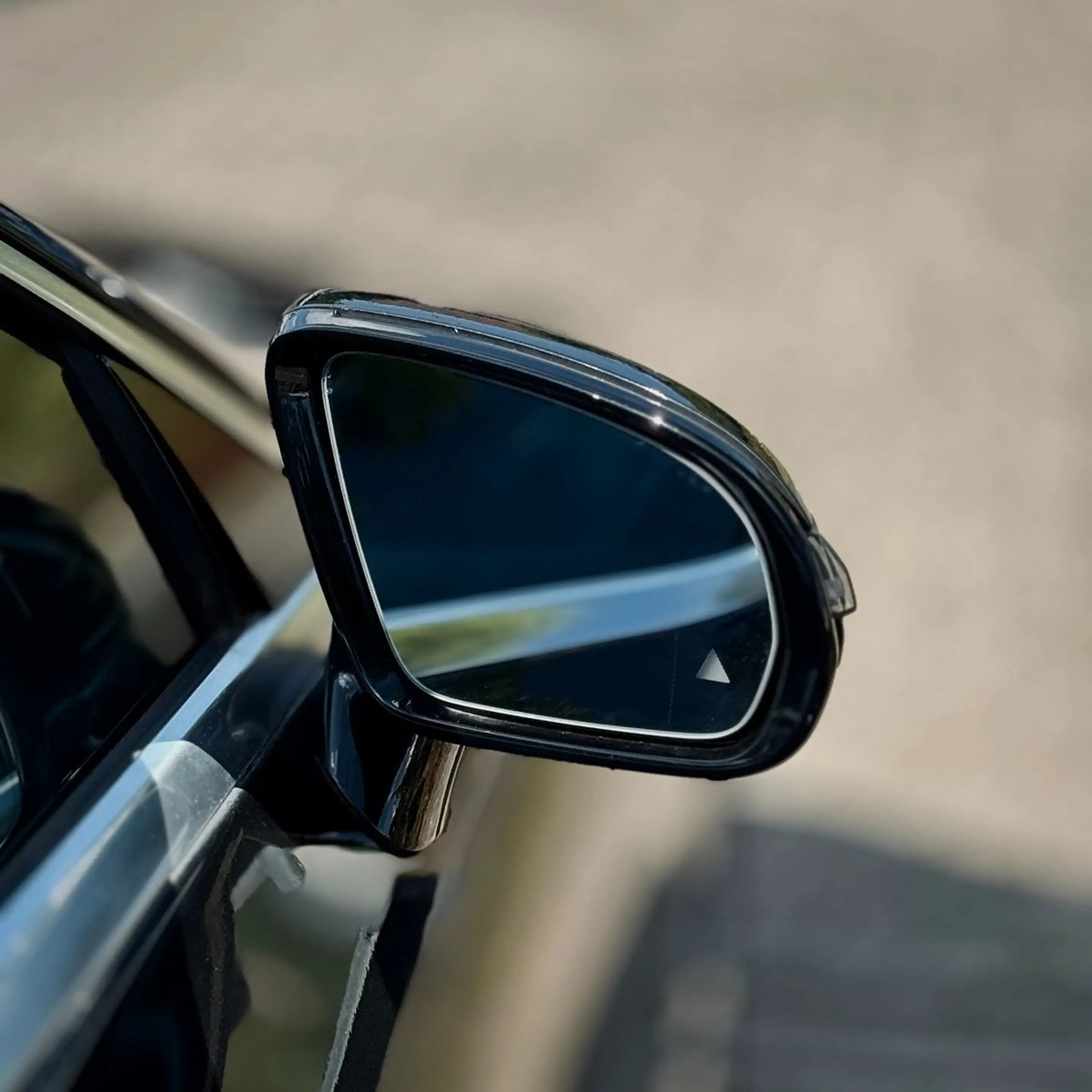 Mercedes-Benz E 450 AMG-LINE/DISTRO+/MEMORY/360°/KEYLESSGO/ICC — photo 12