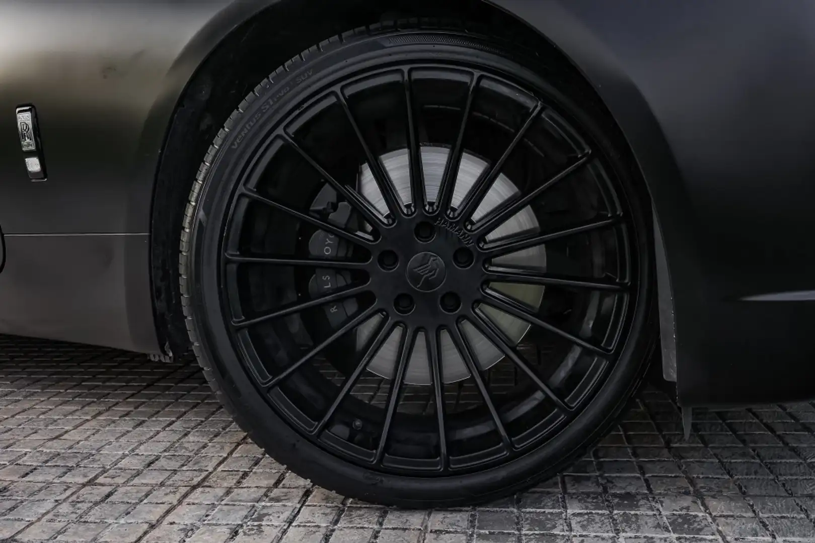 Rolls-Royce Wraith 6.6 V12 Schwarz - 2
