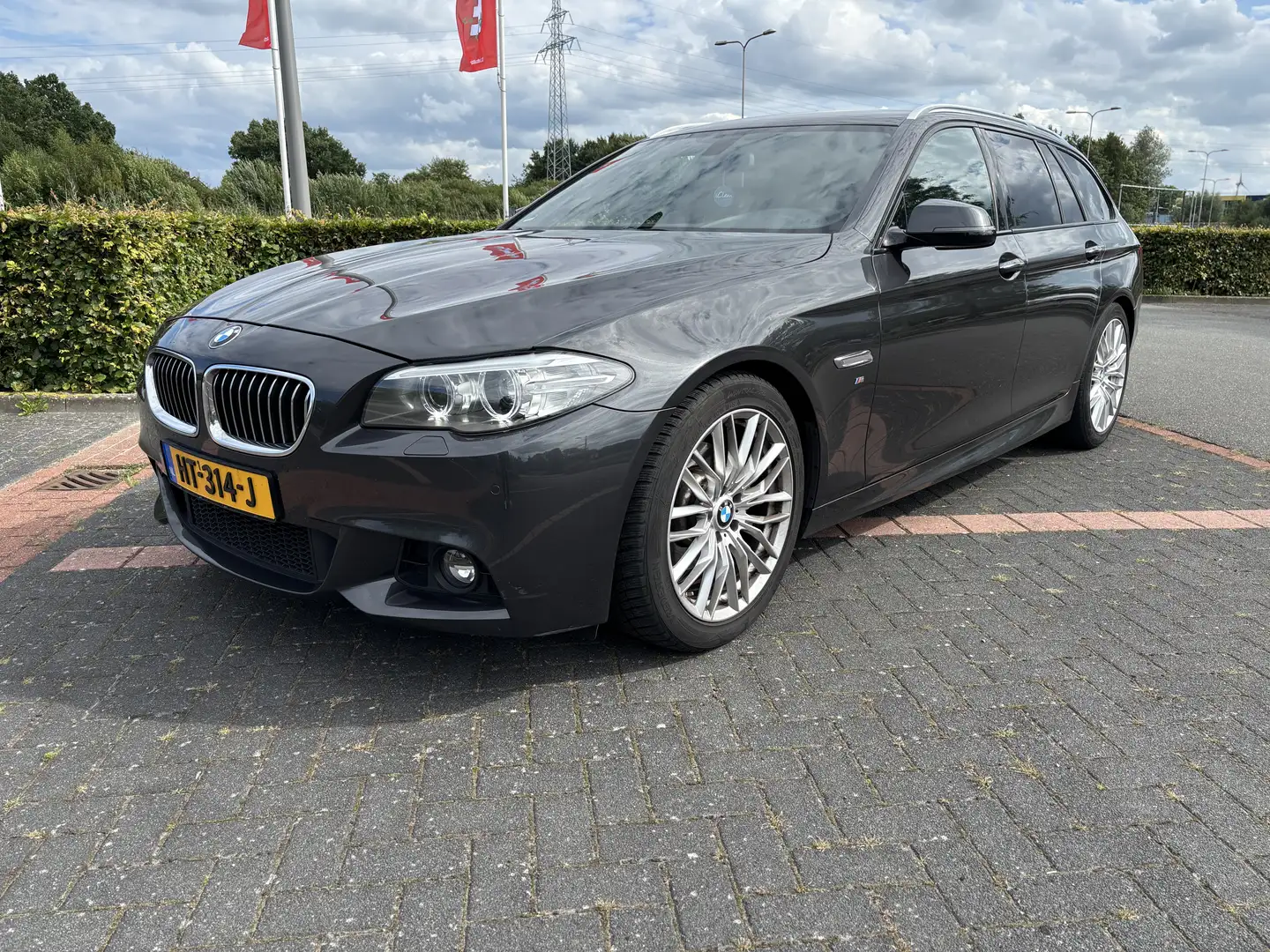 BMW 518 D Executive M-Sport Grijs - 2