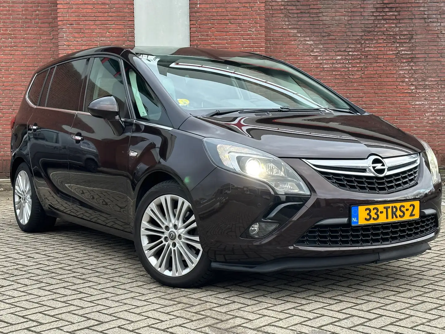 Opel Zafira Tourer 2.0 CDTI Cosmo|AUTOMAAT|7P|NAVI|PANO|TREKHAAK| Braun - 1