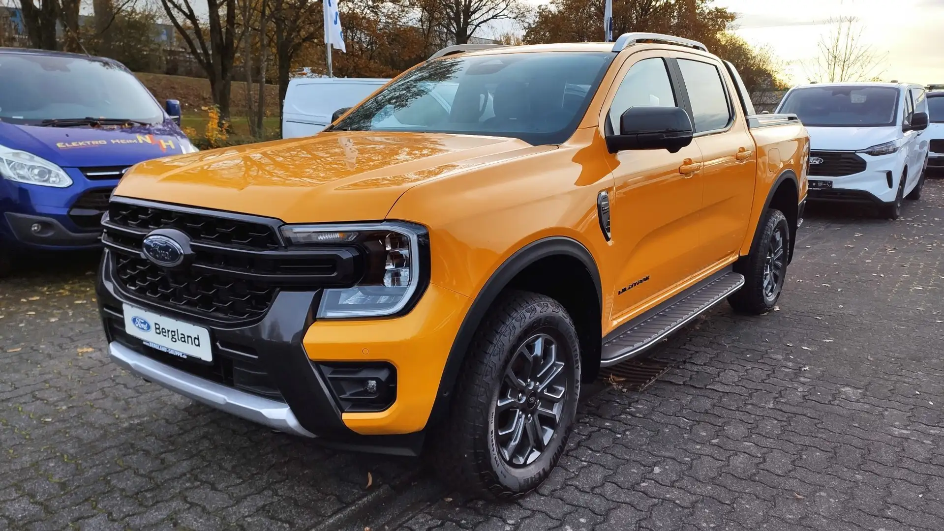 Ford Ranger D-KABINE WILDTRAK 205PS A10 E-4W Orange - 1