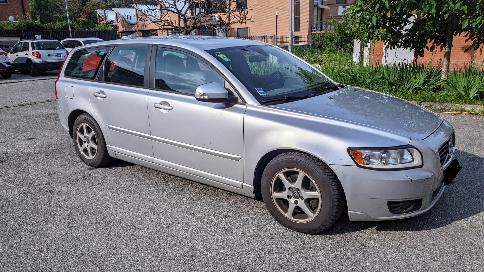 Volvo V50 V50 1.6 d2 Polar 115cv Gris - 1