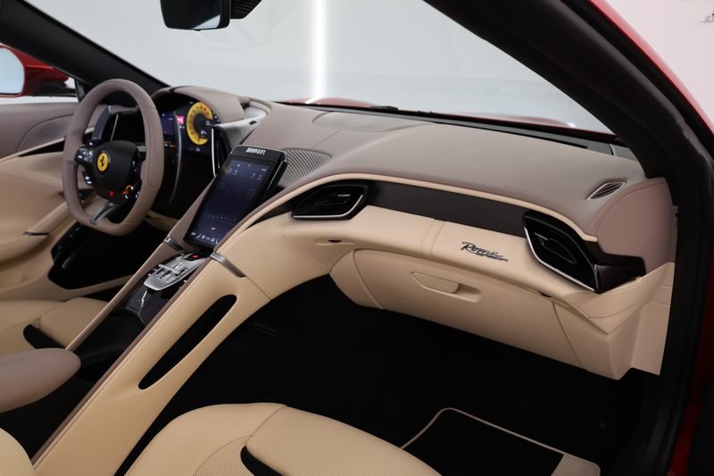 Ferrari Roma Roma Spider / Rosso Magma / Ferrari Approved — photo 15